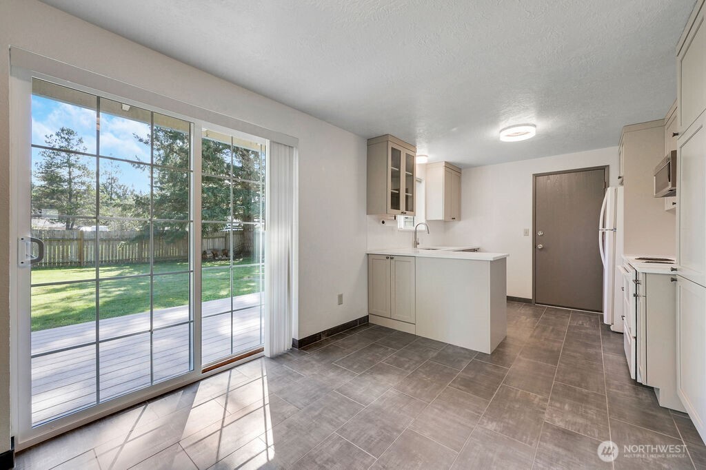 90 Kem Street , Port Hadlock, WA 98339