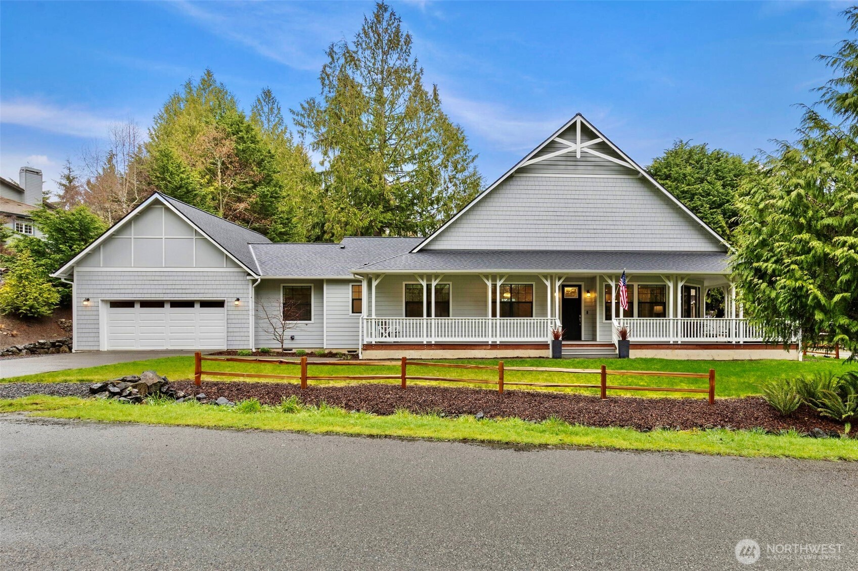 28 Deer Hollow Road , Port Ludlow, WA 98365