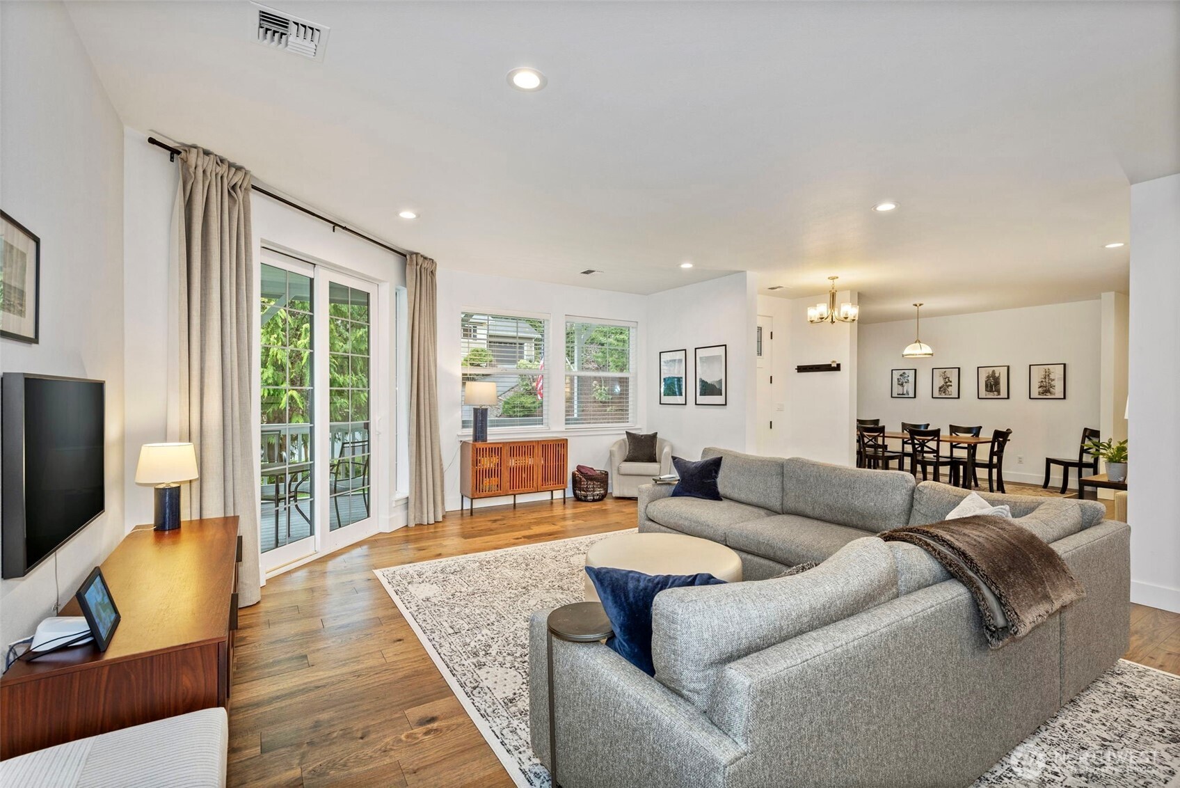 28 Deer Hollow Road , Port Ludlow, WA 98365