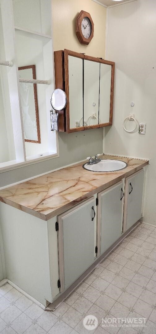 4492 Jackie Drive NE, Moses Lake, WA 98837-3549