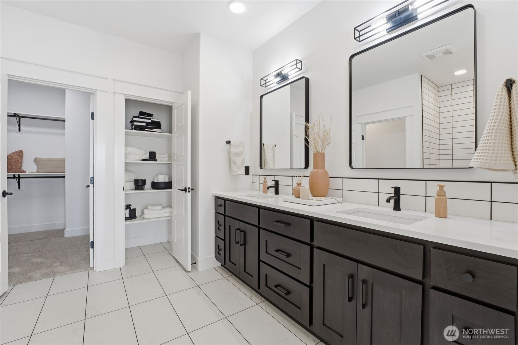 57 Columbia Bluff Lane , Pasco, WA 99301