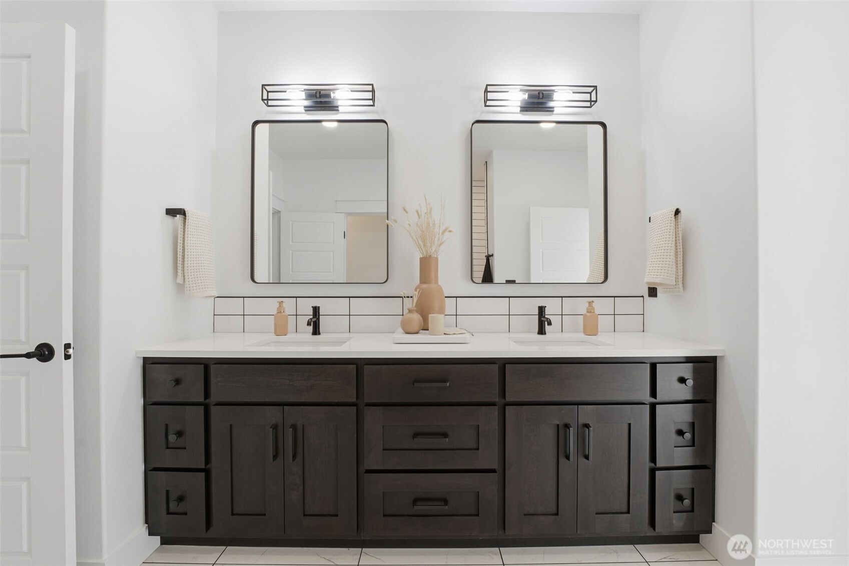 57 Columbia Bluff Lane , Pasco, WA 99301