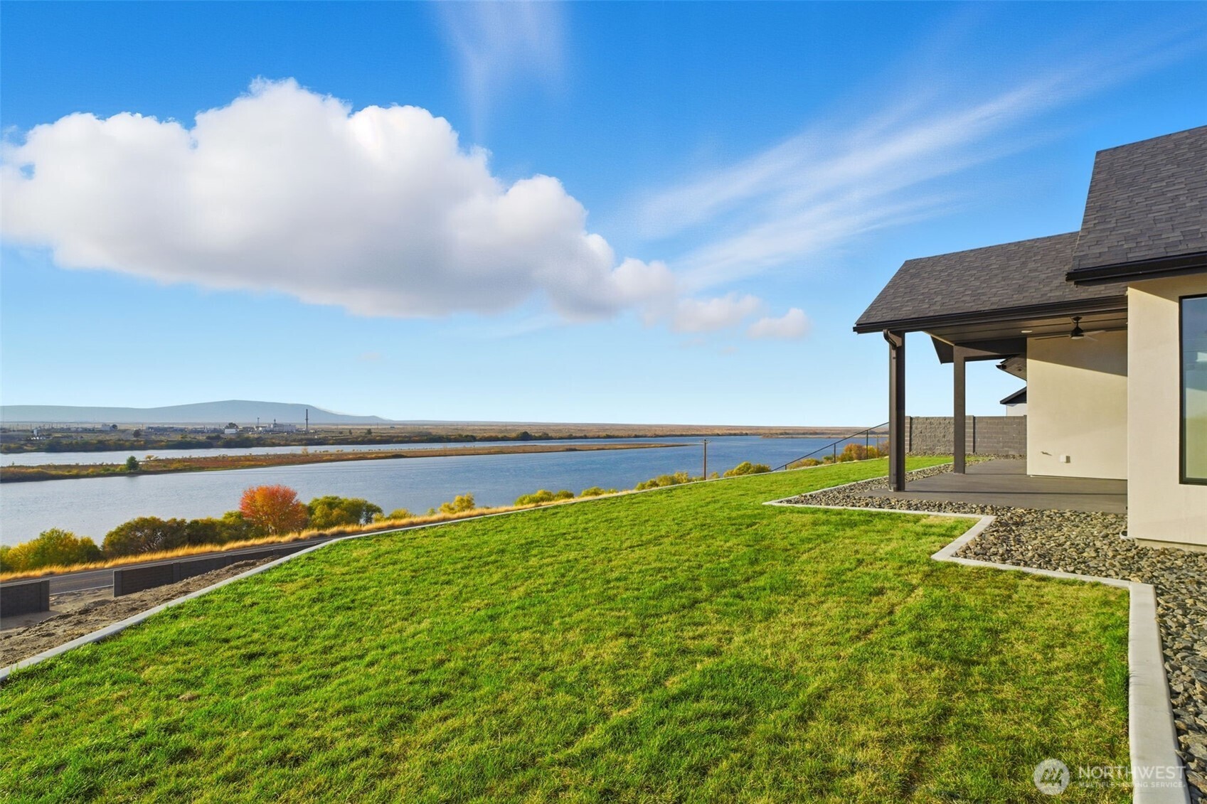 57 Columbia Bluff Lane , Pasco, WA 99301