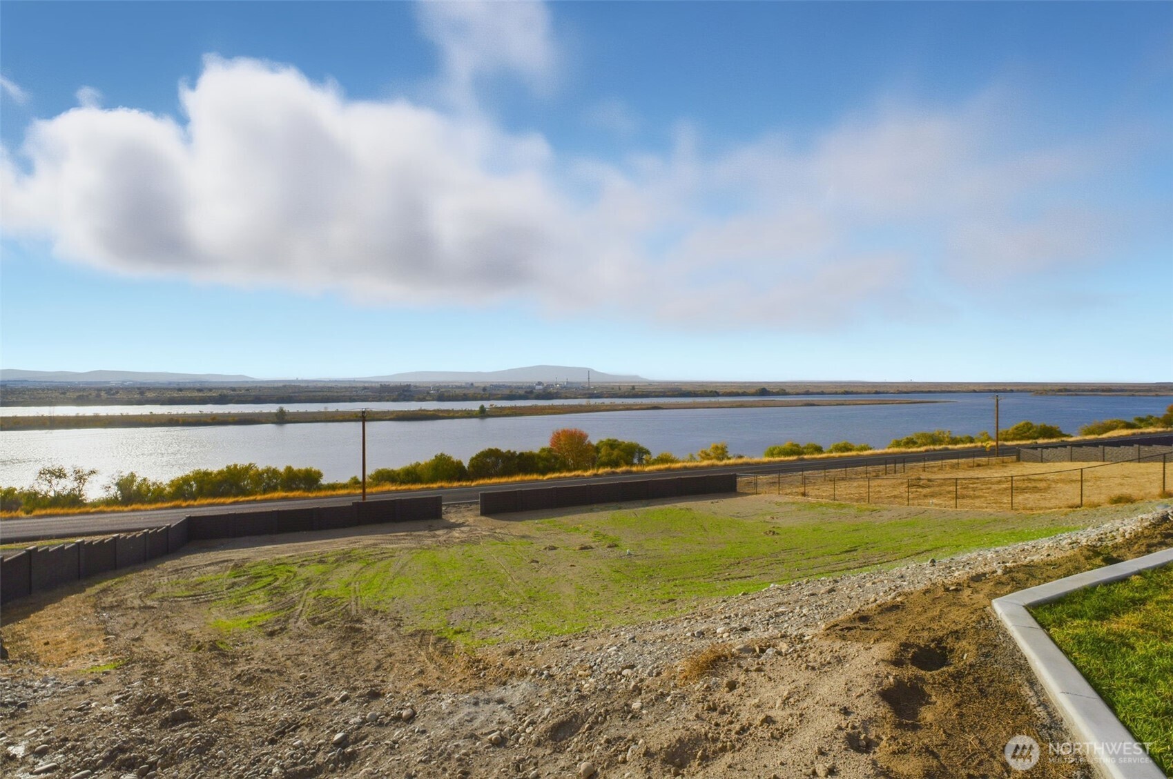 57 Columbia Bluff Lane , Pasco, WA 99301