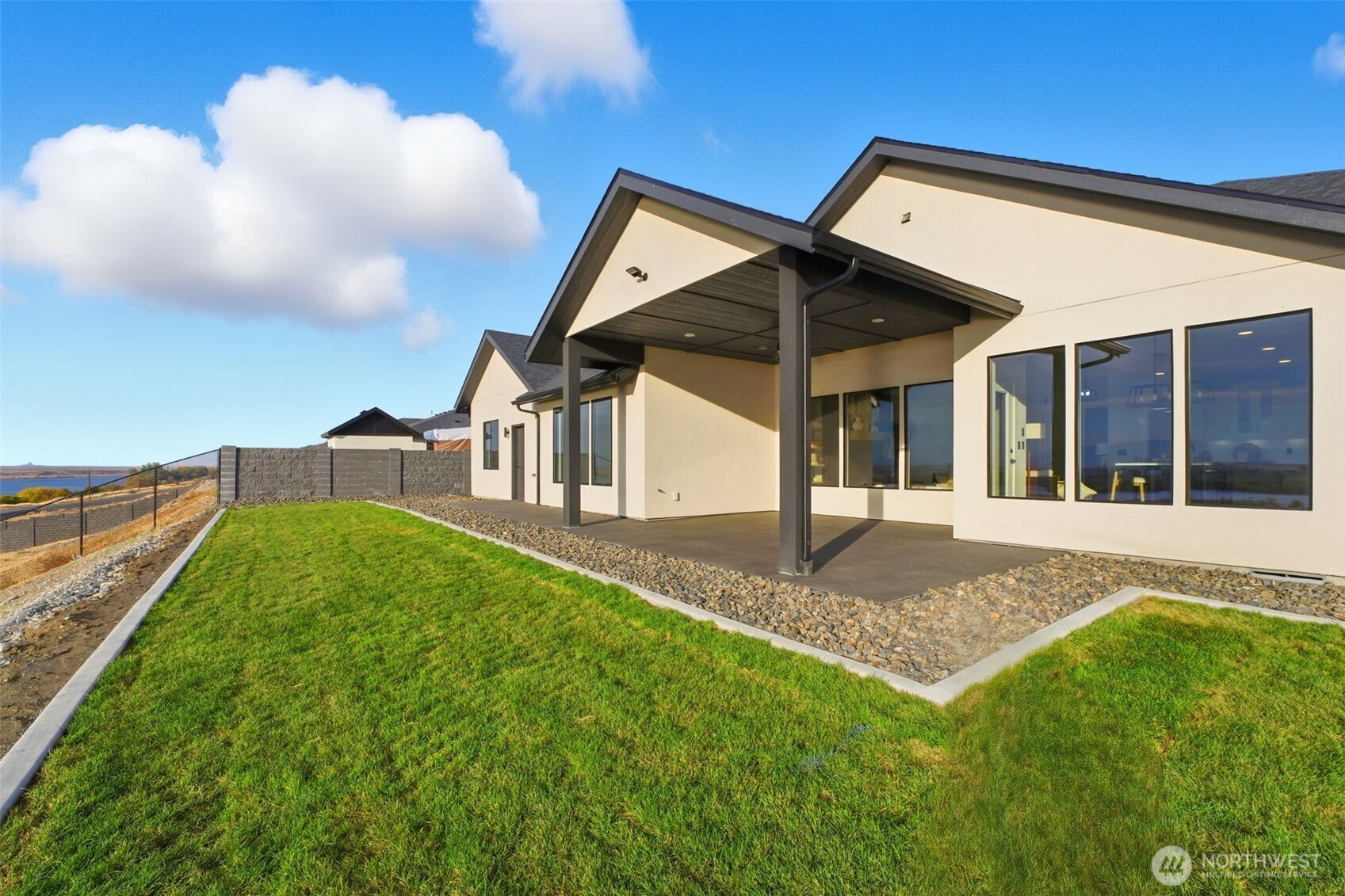 57 Columbia Bluff Lane , Pasco, WA 99301