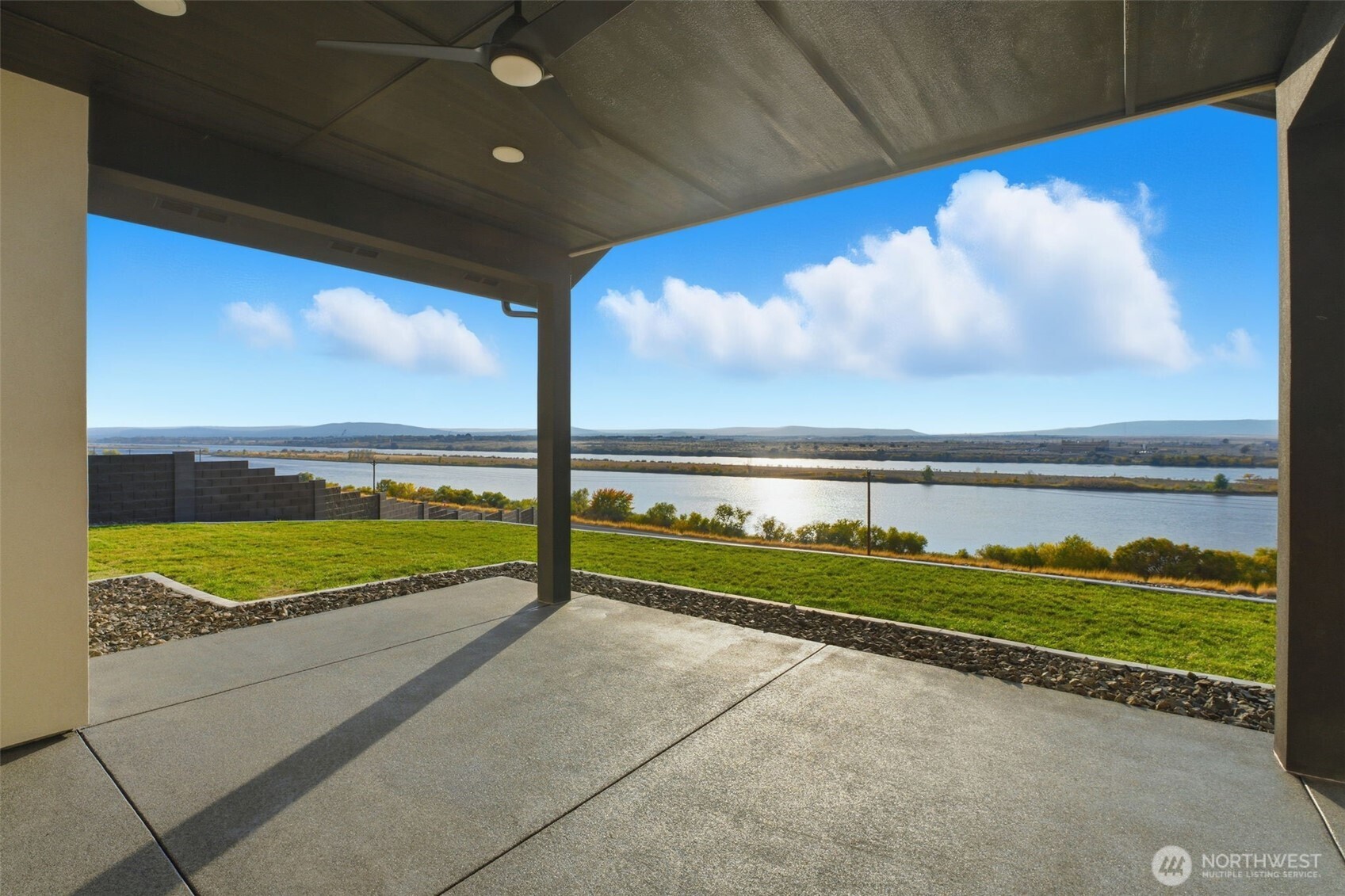 57 Columbia Bluff Lane , Pasco, WA 99301