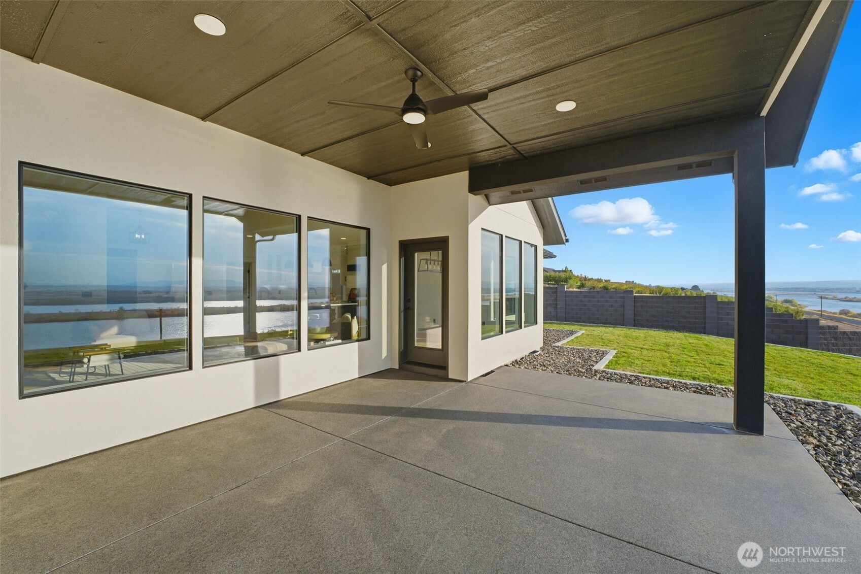 57 Columbia Bluff Lane , Pasco, WA 99301