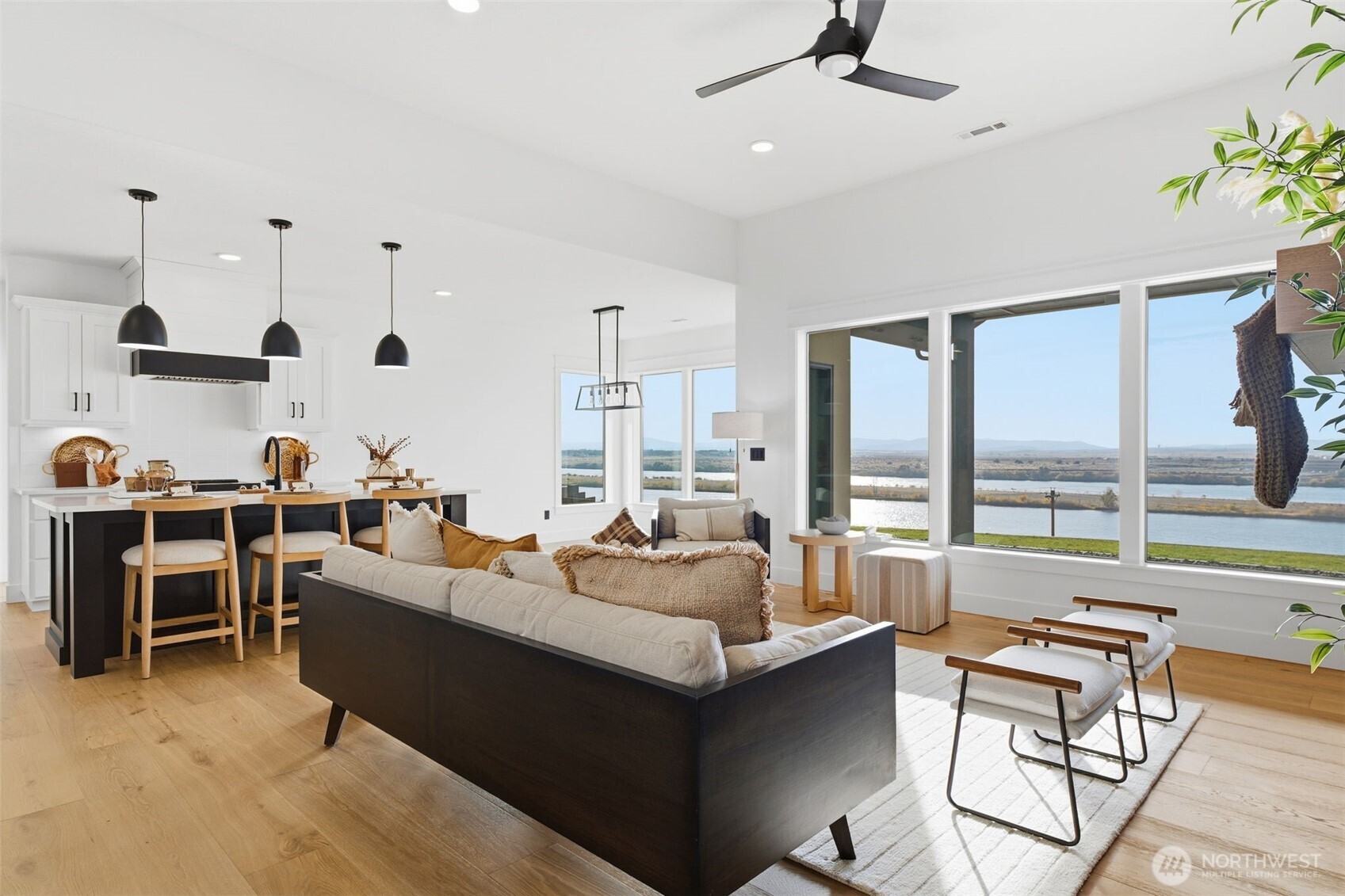 57 Columbia Bluff Lane , Pasco, WA 99301