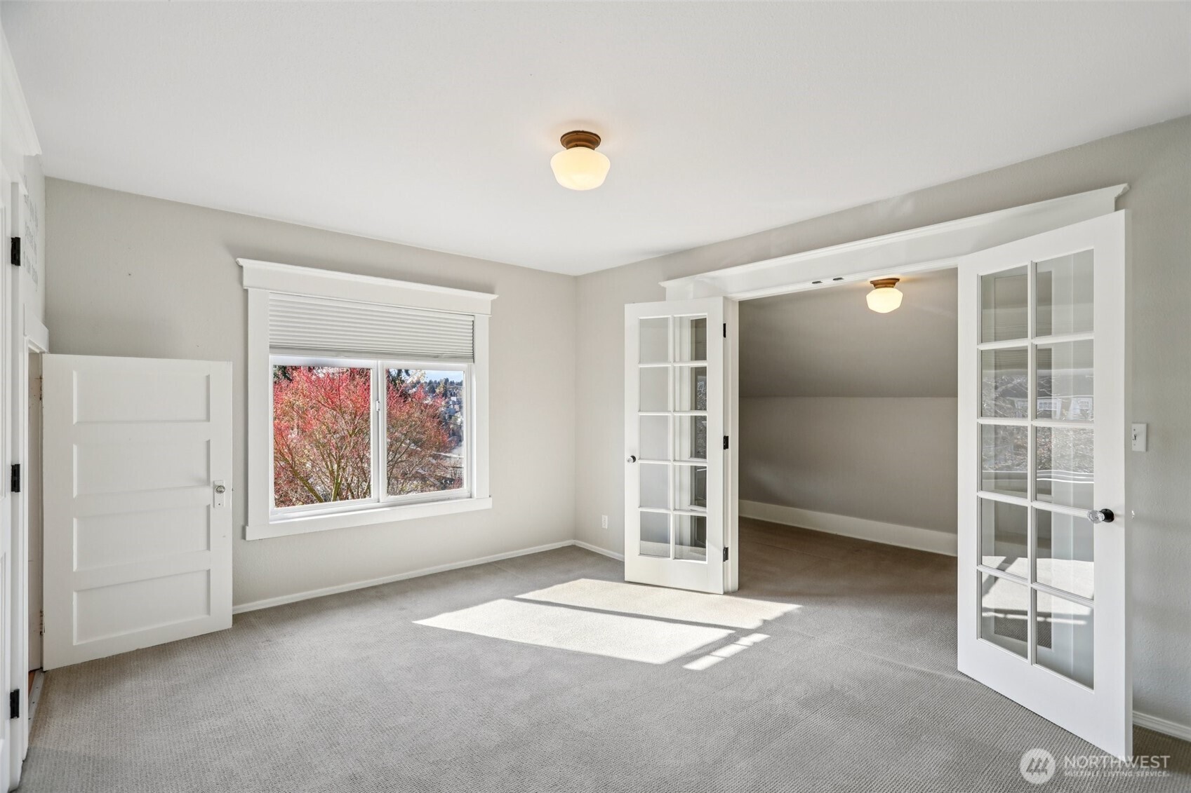 1606 33rd Avenue , Seattle, WA 98122