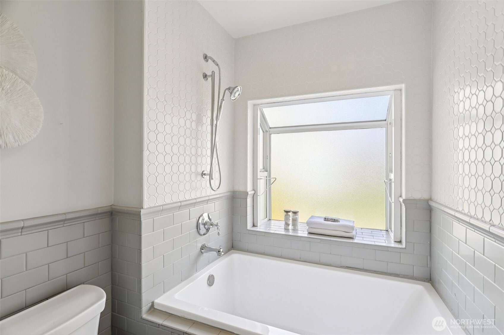 1606 33rd Avenue , Seattle, WA 98122