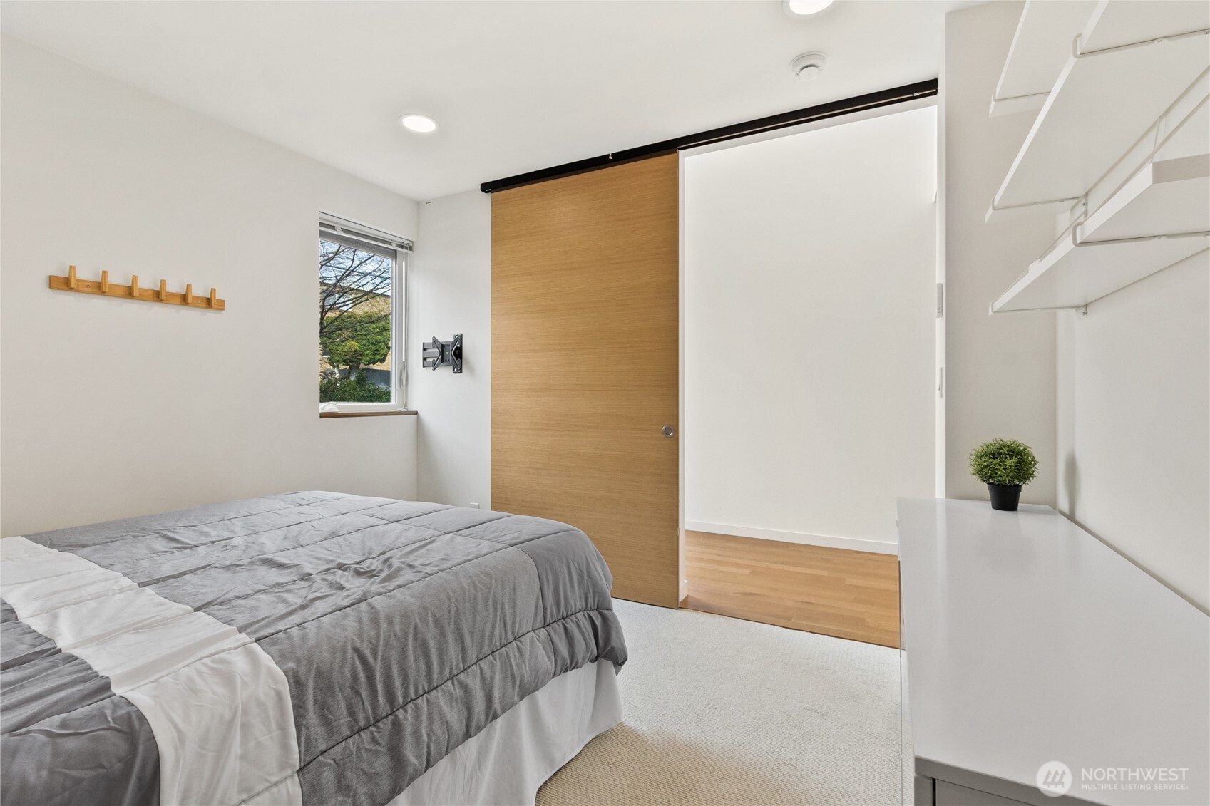 2011 NW 64th Street #B, Seattle, WA 98107