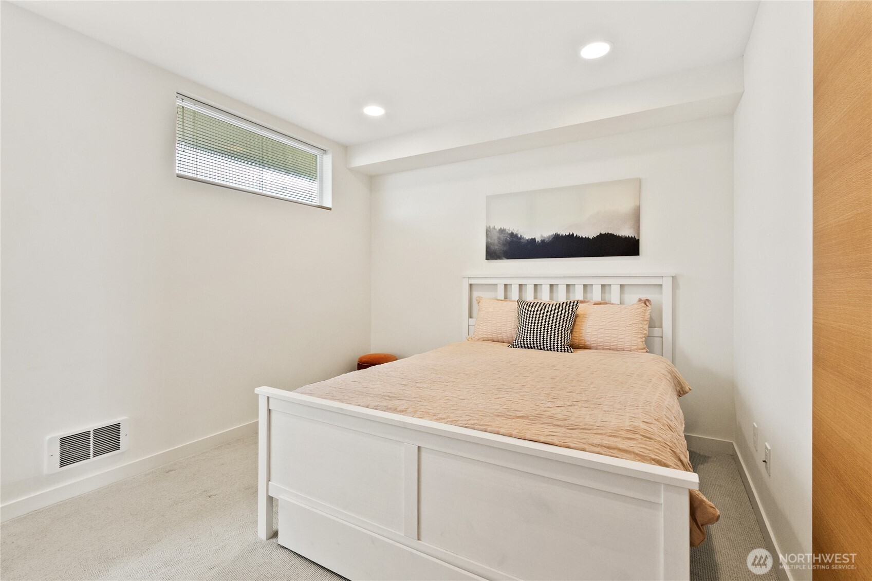 2011 NW 64th Street #B, Seattle, WA 98107