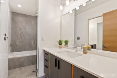 2011 NW 64th Street #B, Seattle, WA 98107 - Photo 27