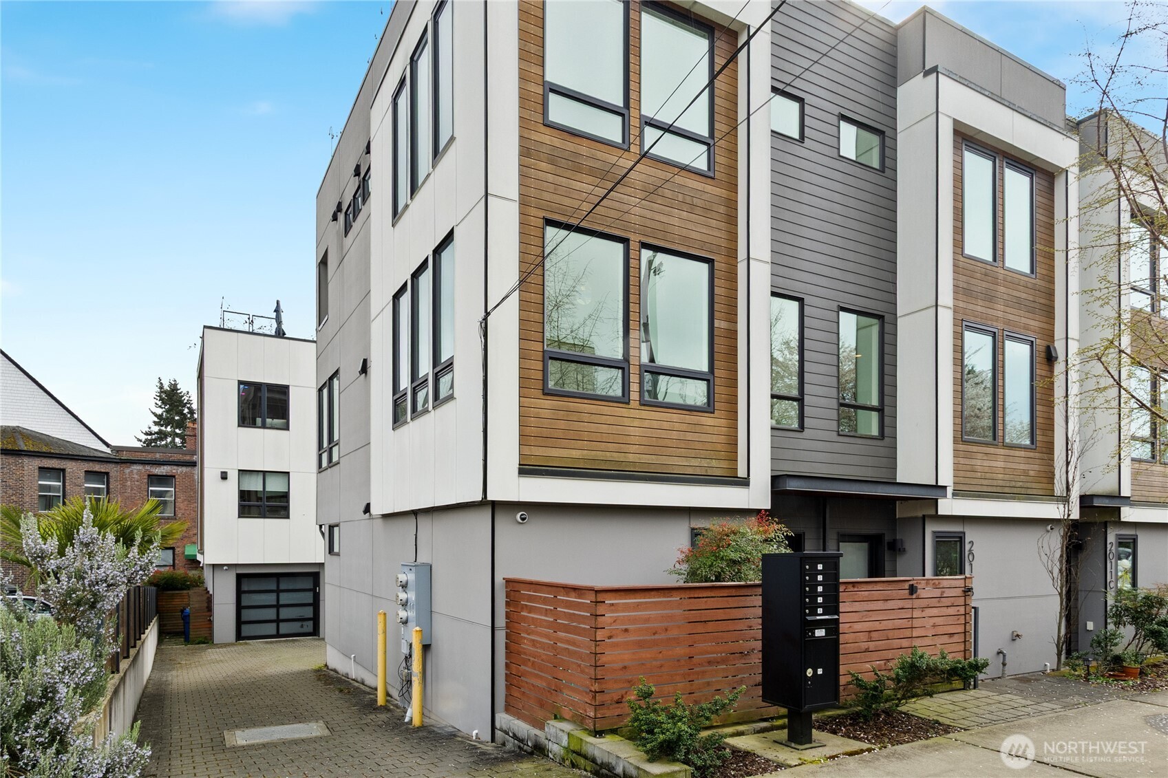 2011 NW 64th Street #B, Seattle, WA 98107