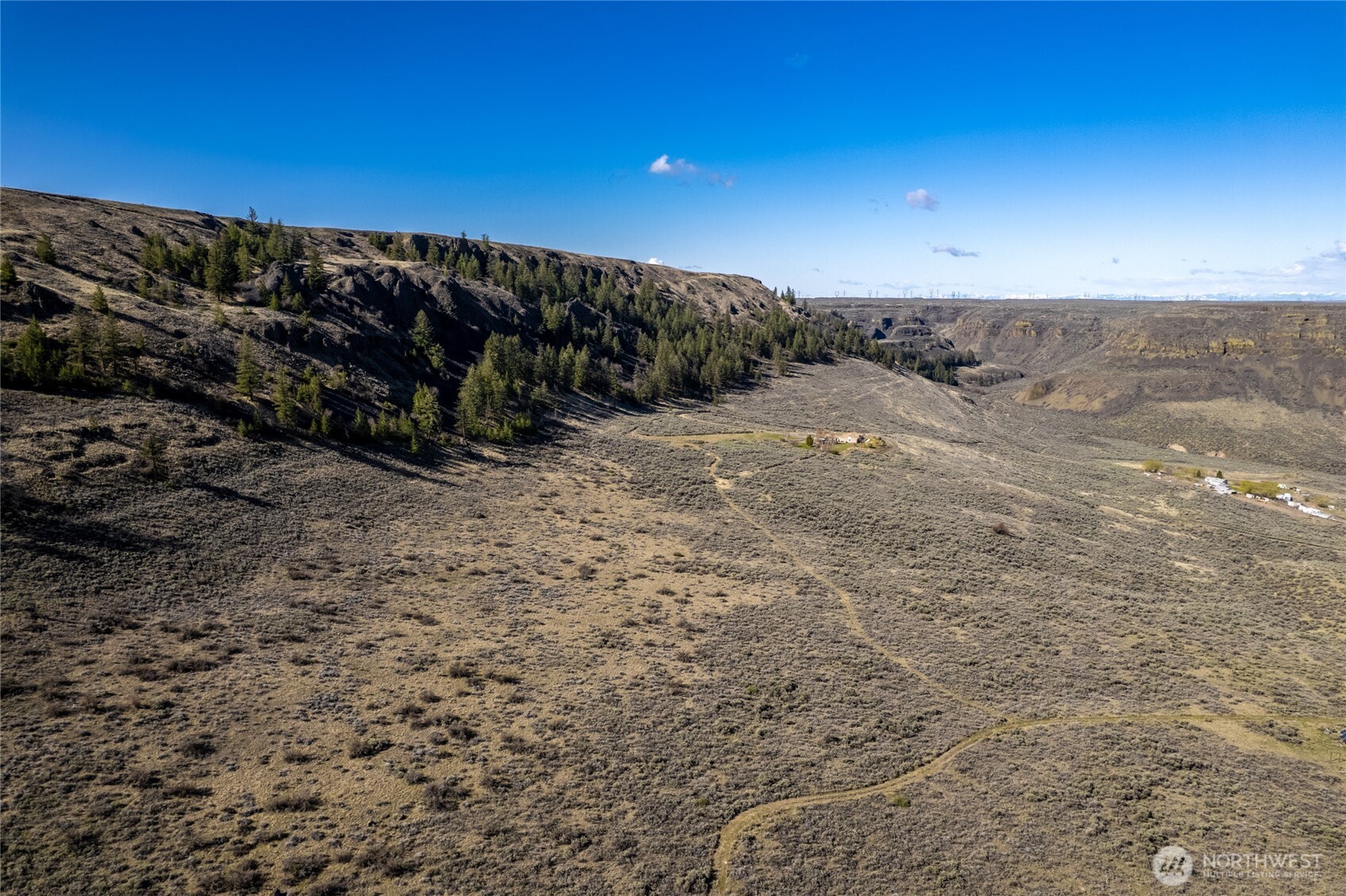 44621 Highway 174 N, Grand Coulee, WA 99133