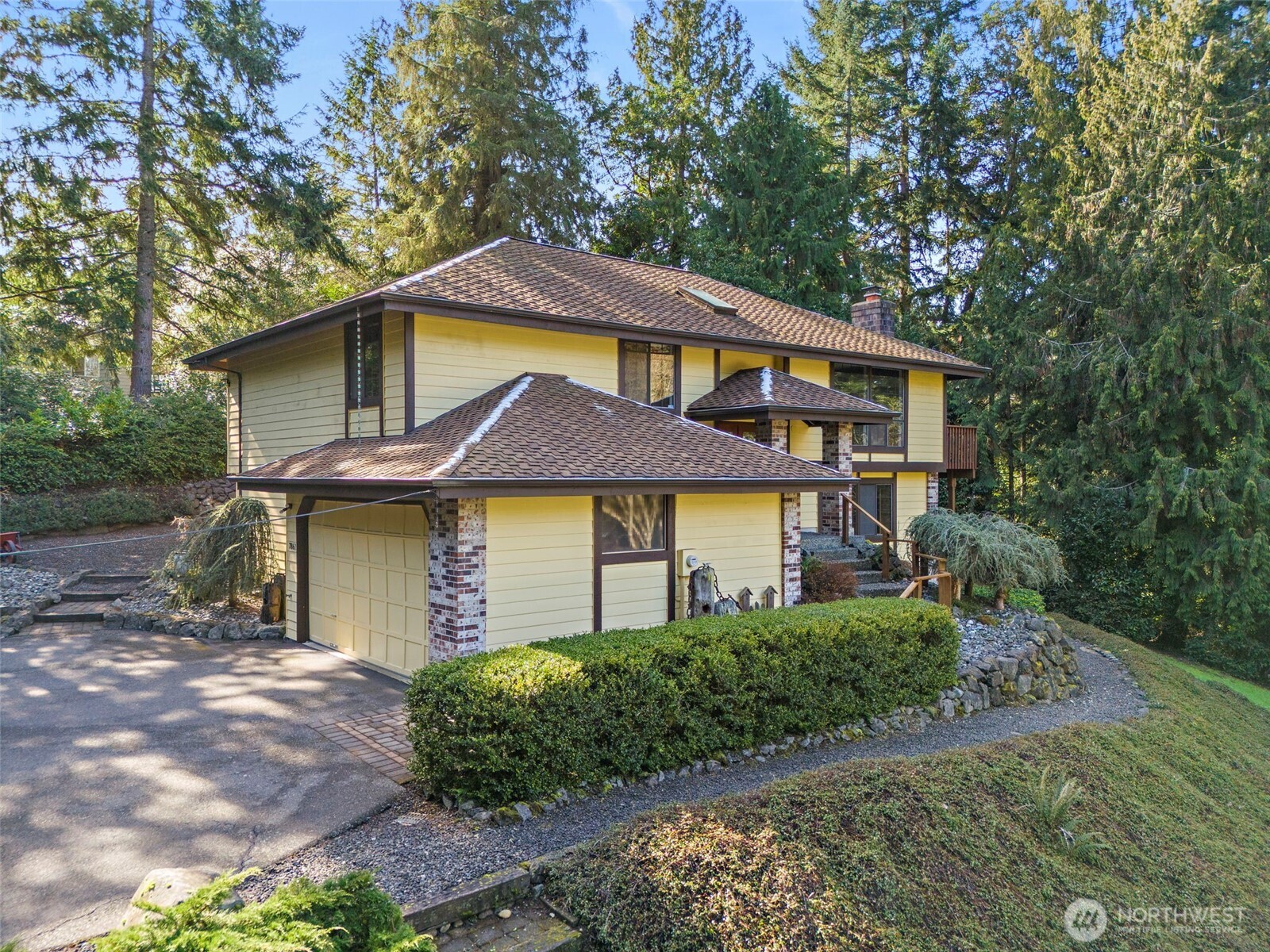 7861 University Point Circle NE, Bremerton, WA 98311