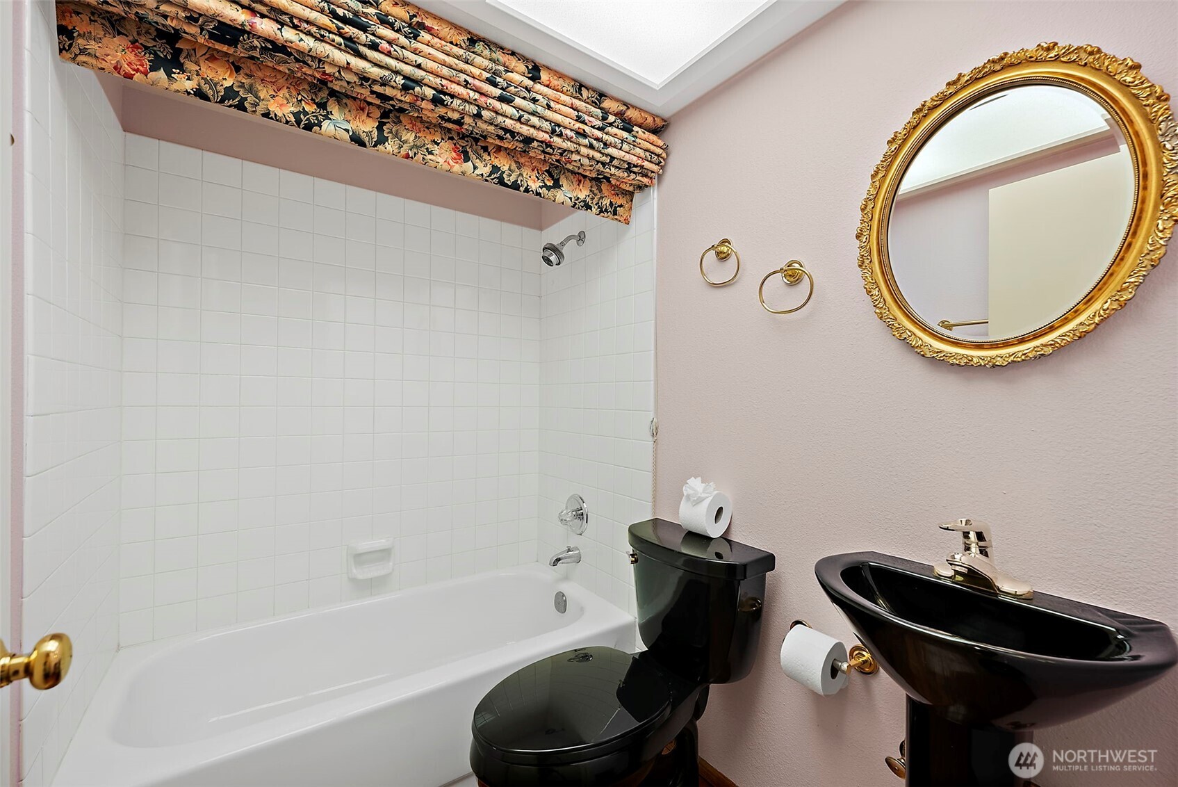 7861 University Point Circle NE, Bremerton, WA 98311