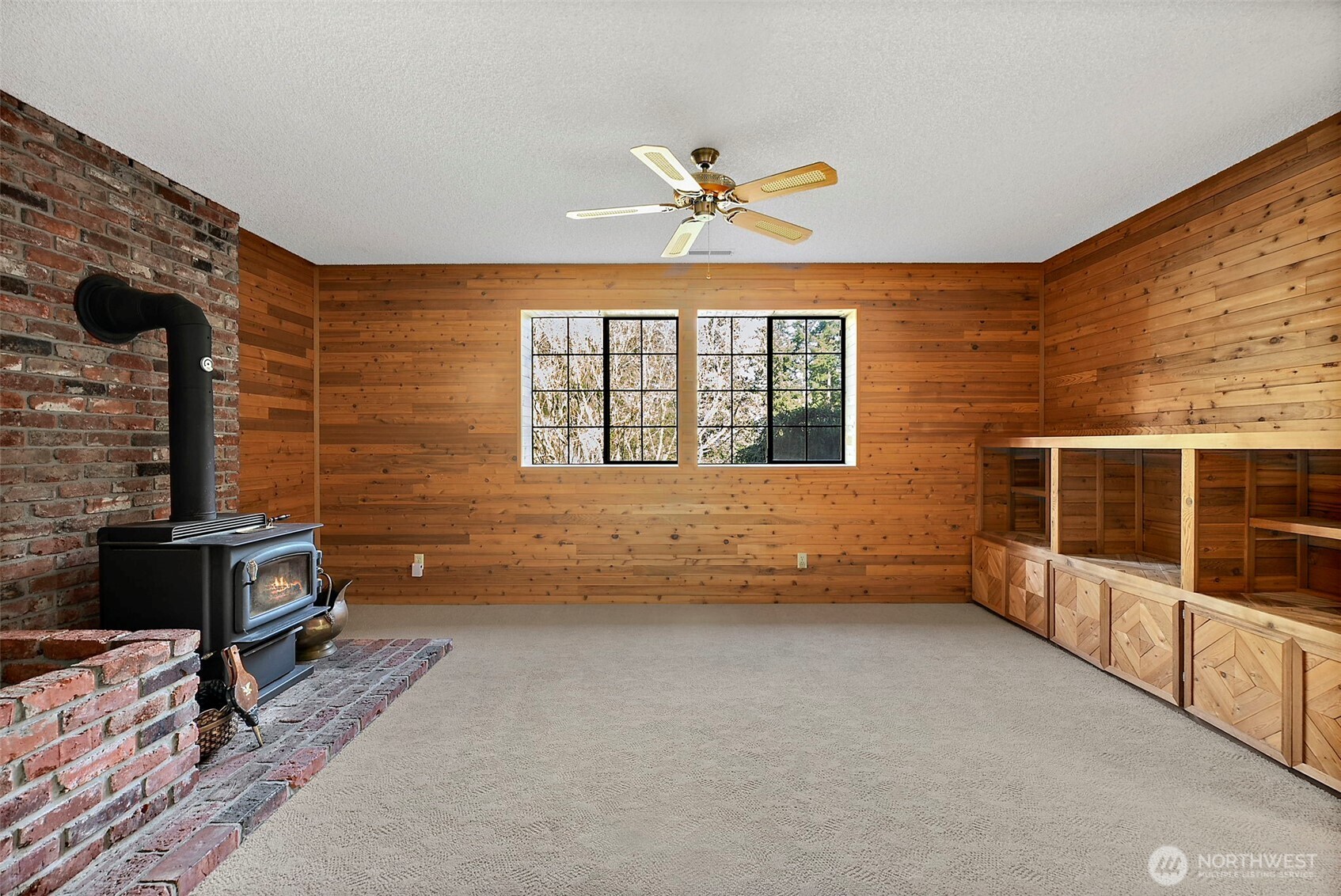 7861 University Point Circle NE, Bremerton, WA 98311