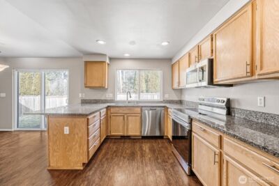 27910 227th Court SE, Maple Valley, WA 98038 - Photo 8