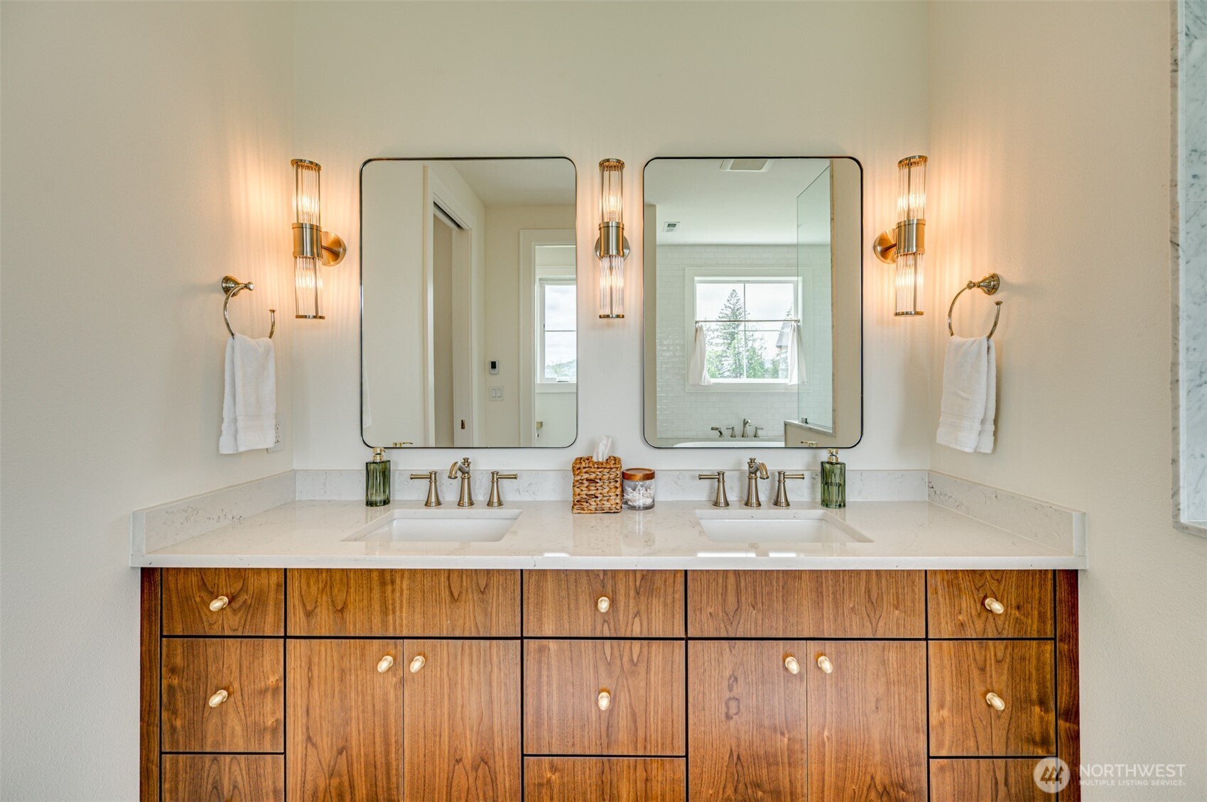 242 Cornerstone Lane , Woodland, WA 98674