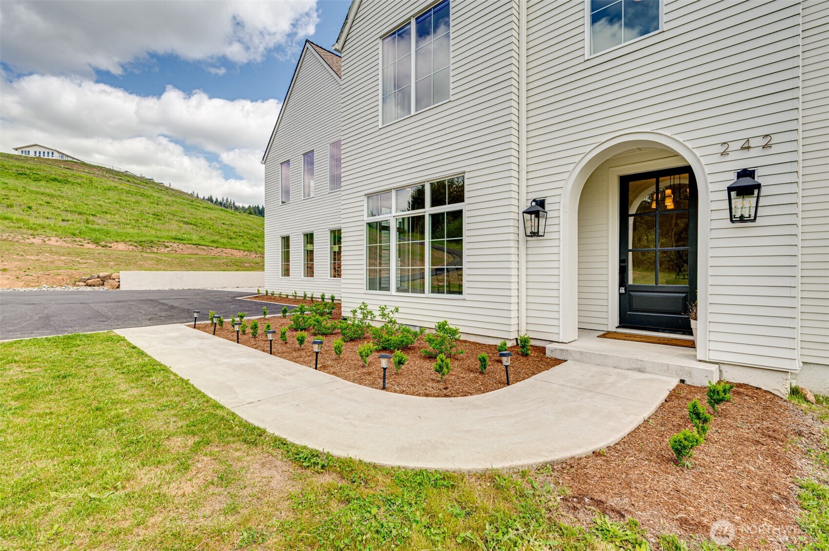 242 Cornerstone Lane , Woodland, WA 98674