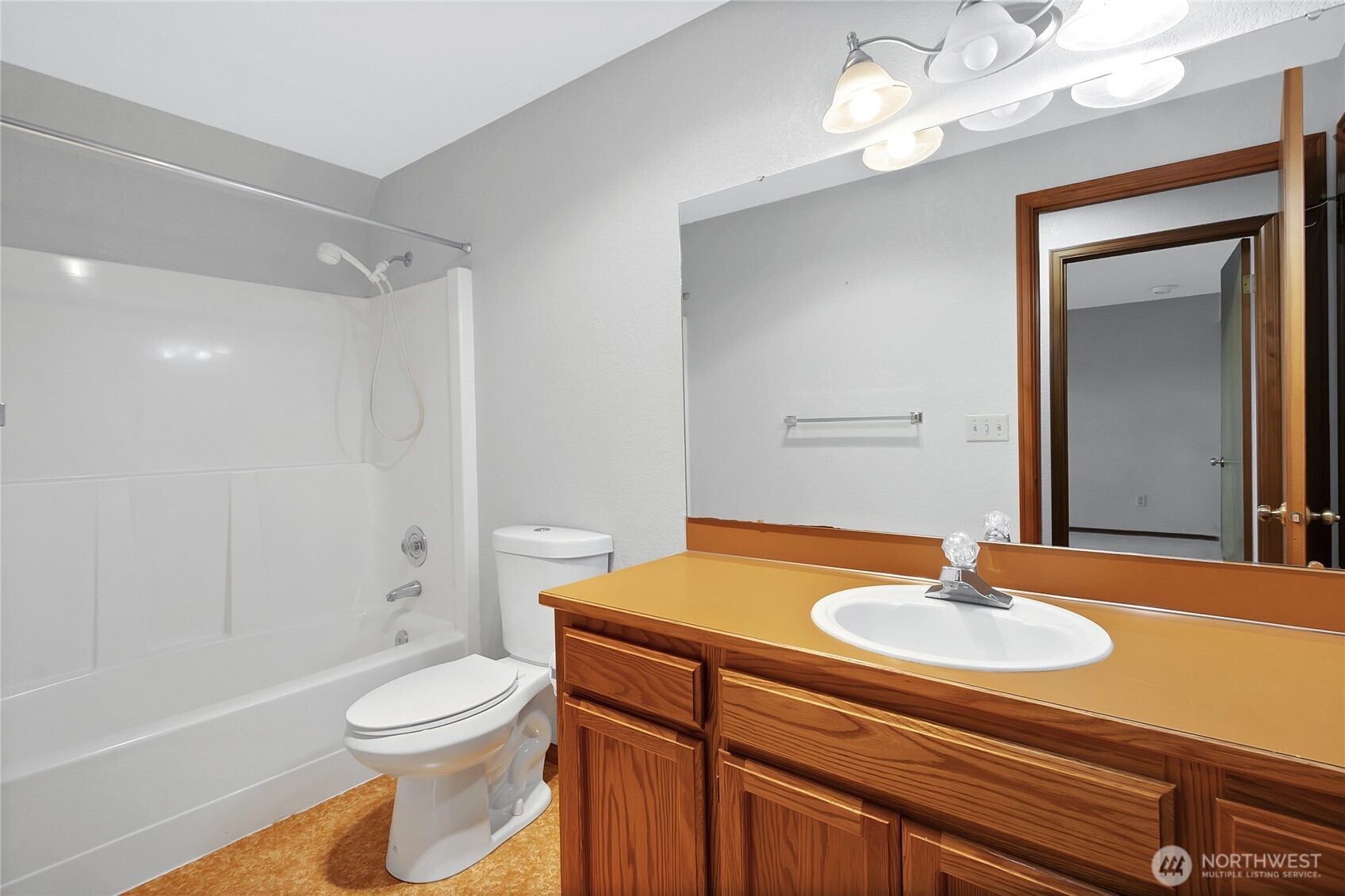 2881 Initial Avenue , Enumclaw, WA 98022
