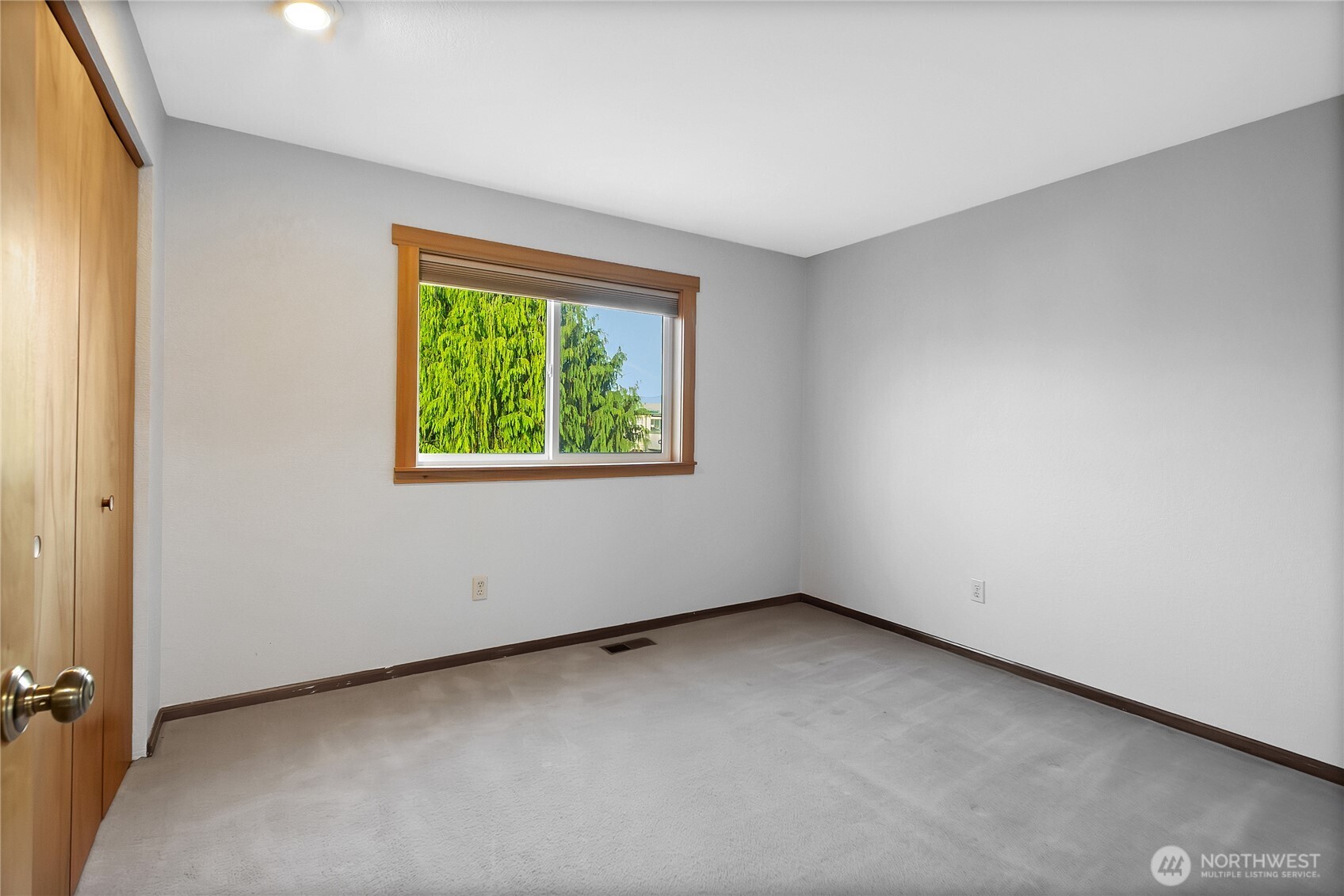 2881 Initial Avenue , Enumclaw, WA 98022