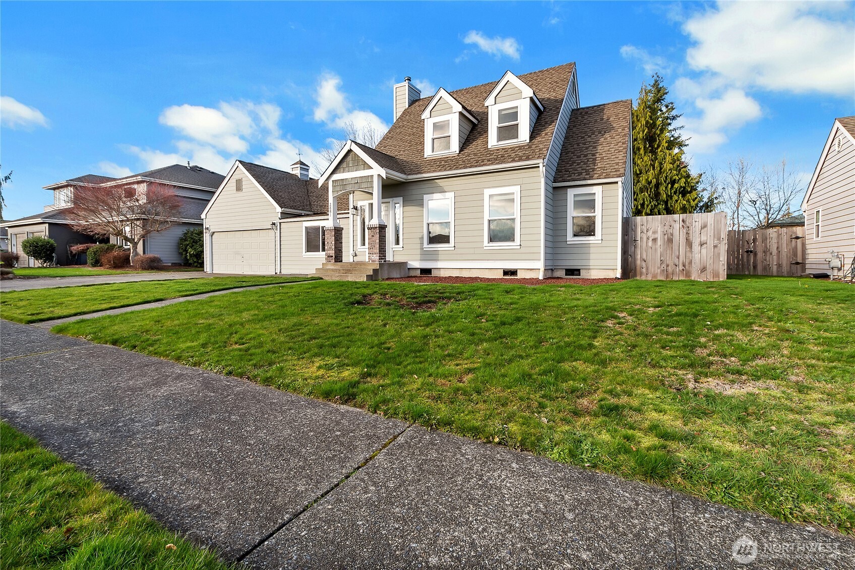 2881 Initial Avenue , Enumclaw, WA 98022