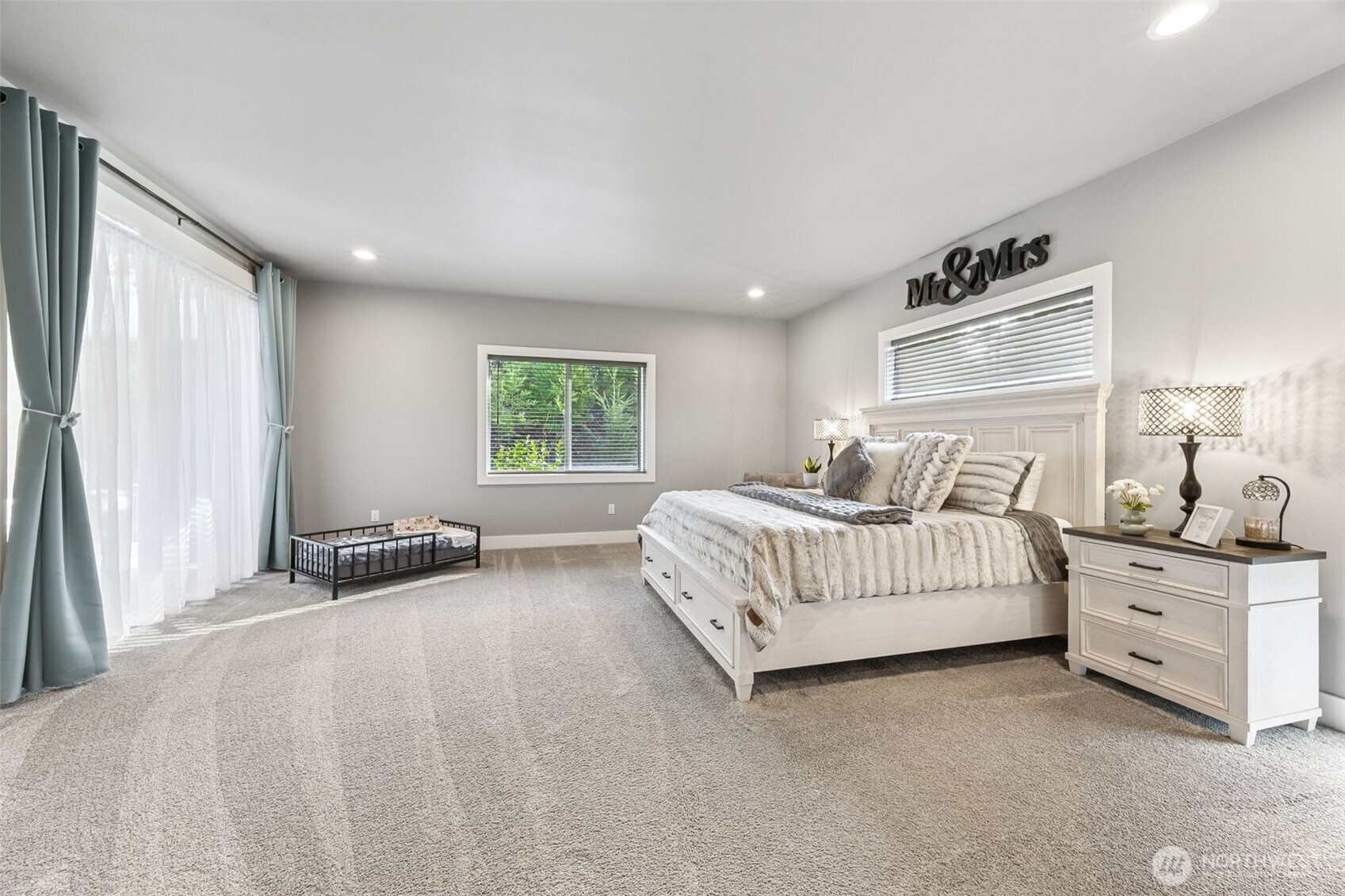 155 Mountain Crest Lane , Eatonville, WA 98328