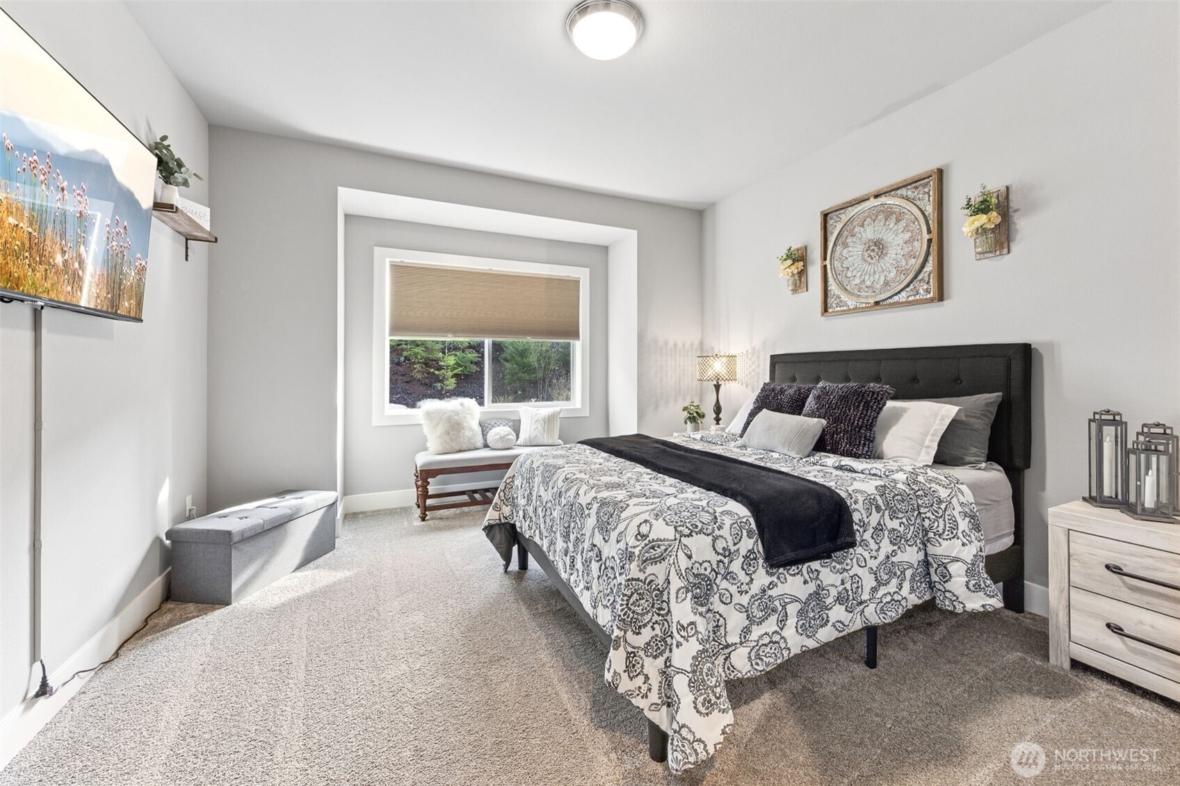 155 Mountain Crest Lane , Eatonville, WA 98328