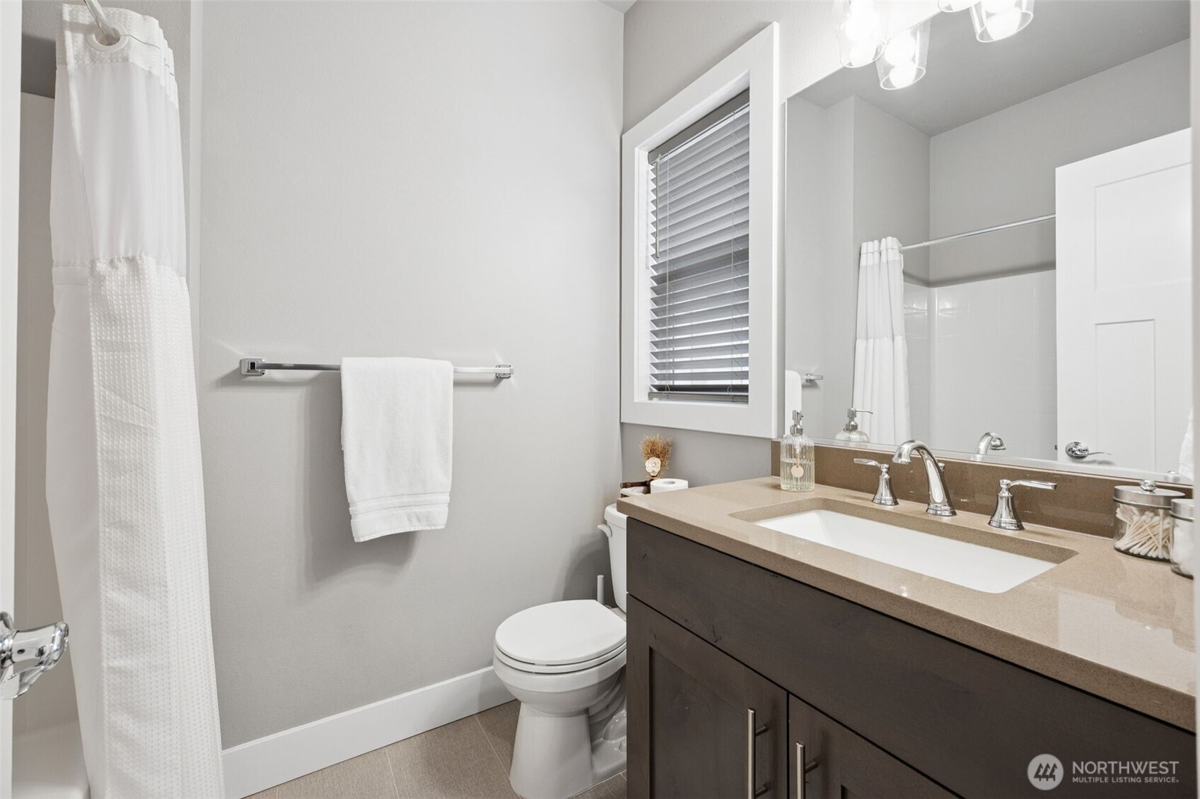 155 Mountain Crest Lane , Eatonville, WA 98328