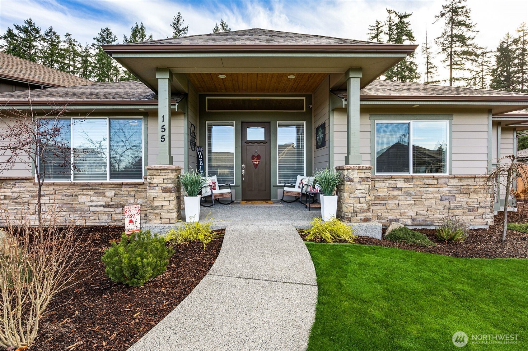 155 Mountain Crest Lane , Eatonville, WA 98328