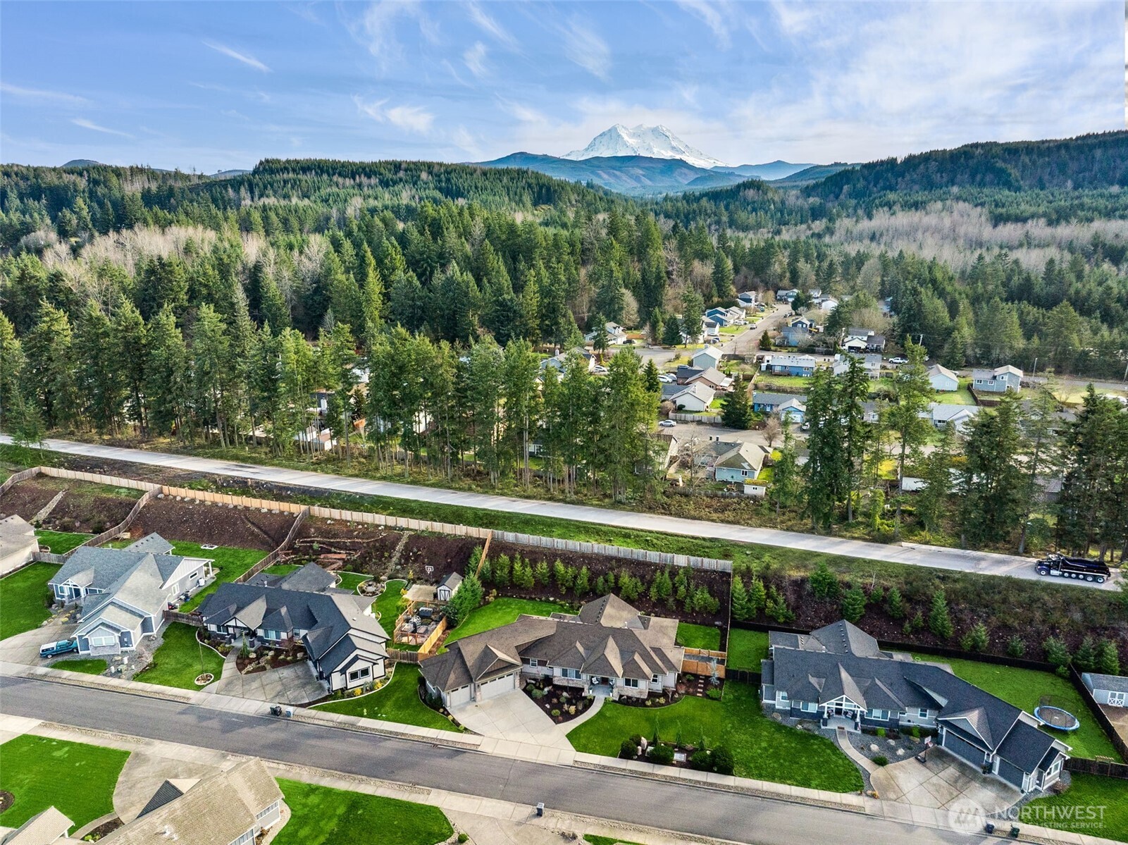 155 Mountain Crest Lane , Eatonville, WA 98328