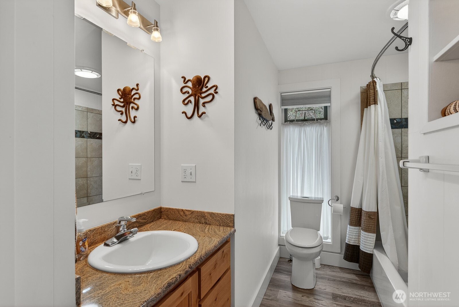 3187 Shoreline Drive , Camano Island, WA 98282