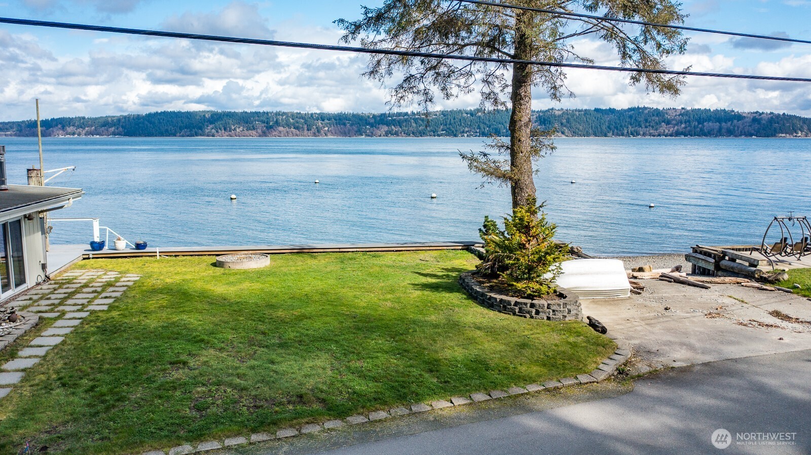3187 Shoreline Drive , Camano Island, WA 98282