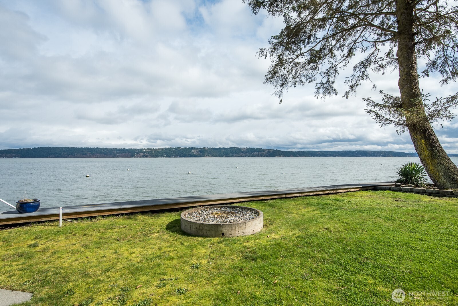 3187 Shoreline Drive , Camano Island, WA 98282