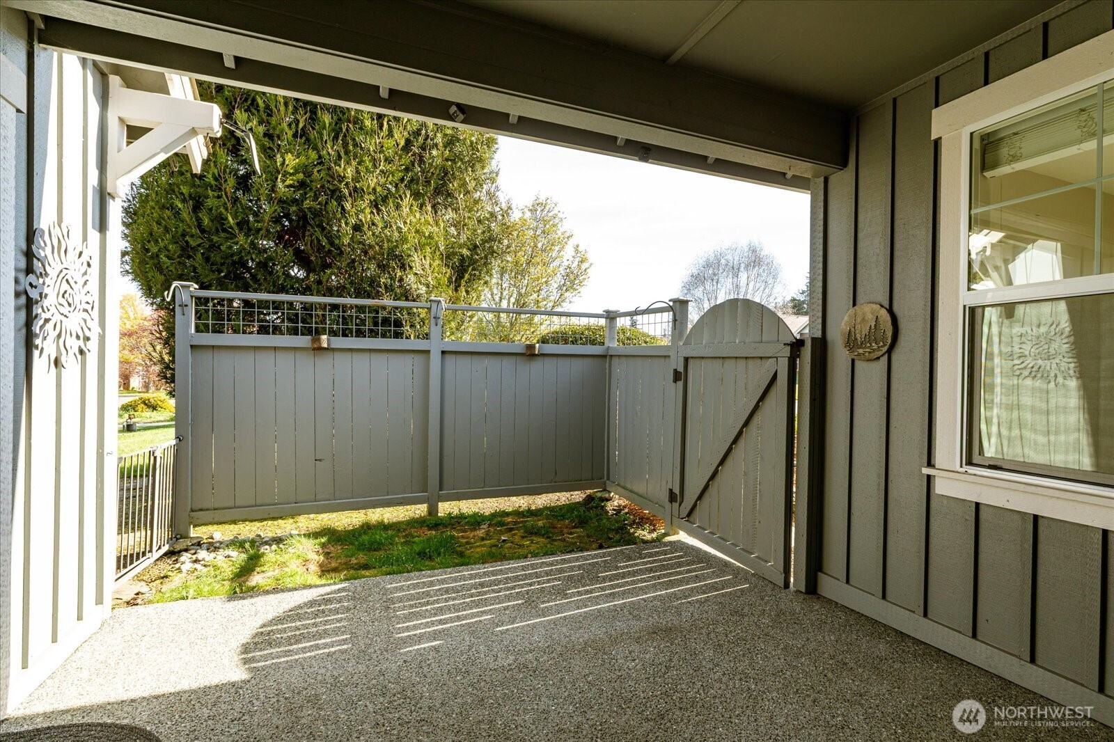 1611 SW Vanguard Street , Oak Harbor, WA 98277