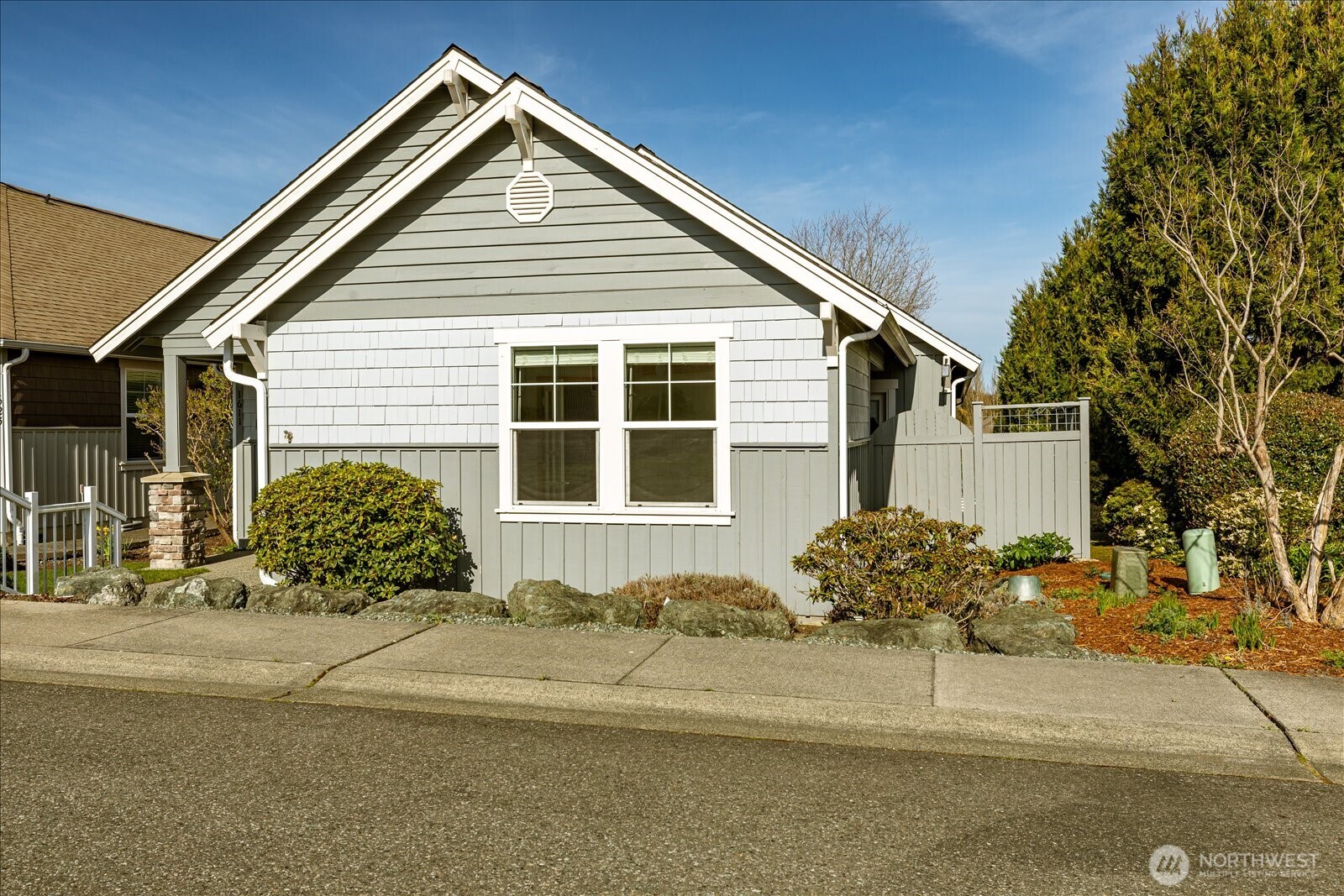 1611 SW Vanguard Street , Oak Harbor, WA 98277