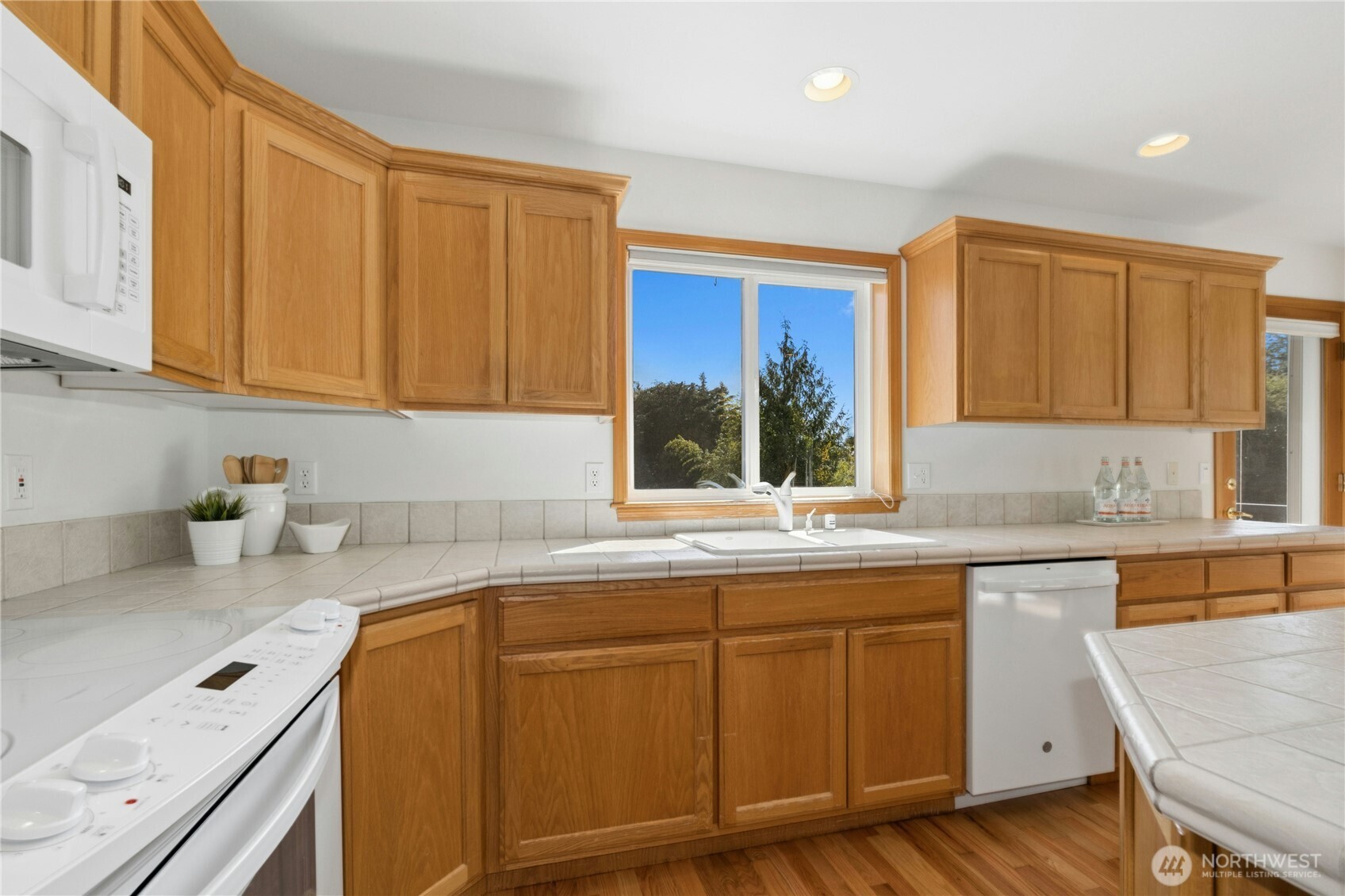 21808 87th Place W, Edmonds, WA 98026