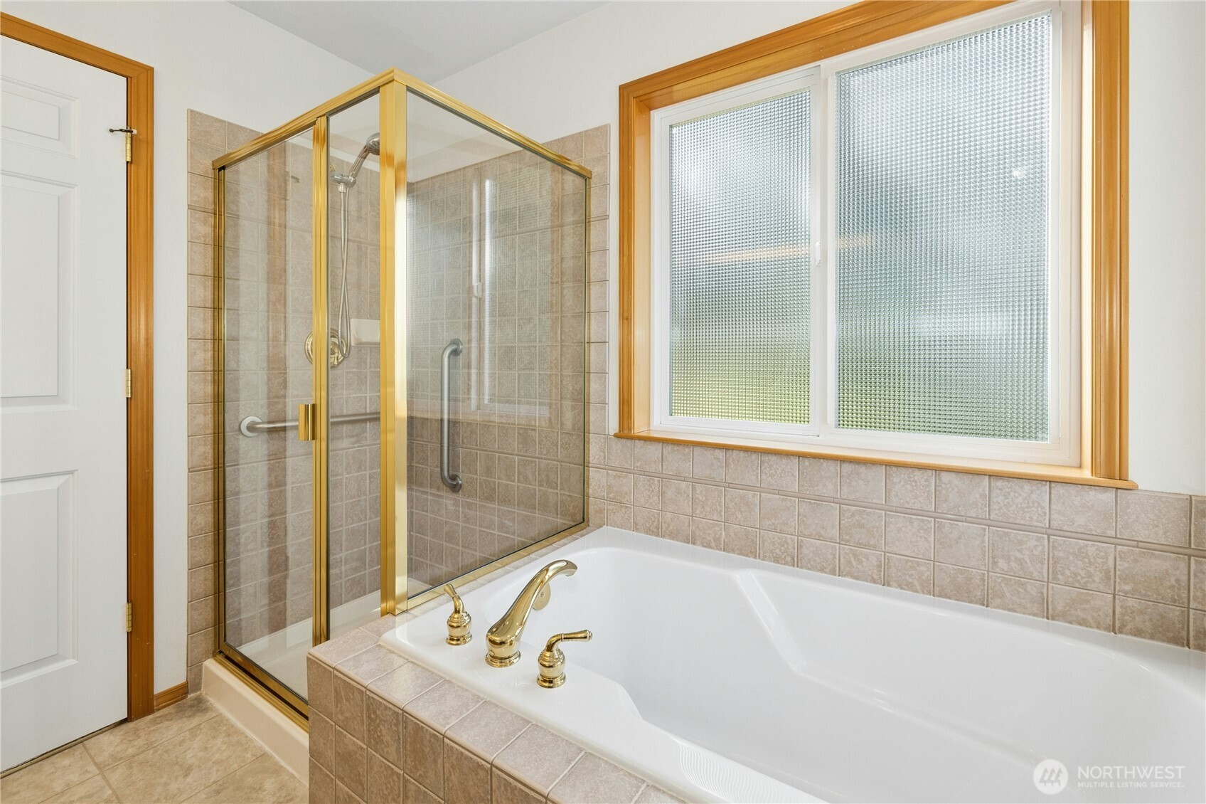 21808 87th Place W, Edmonds, WA 98026