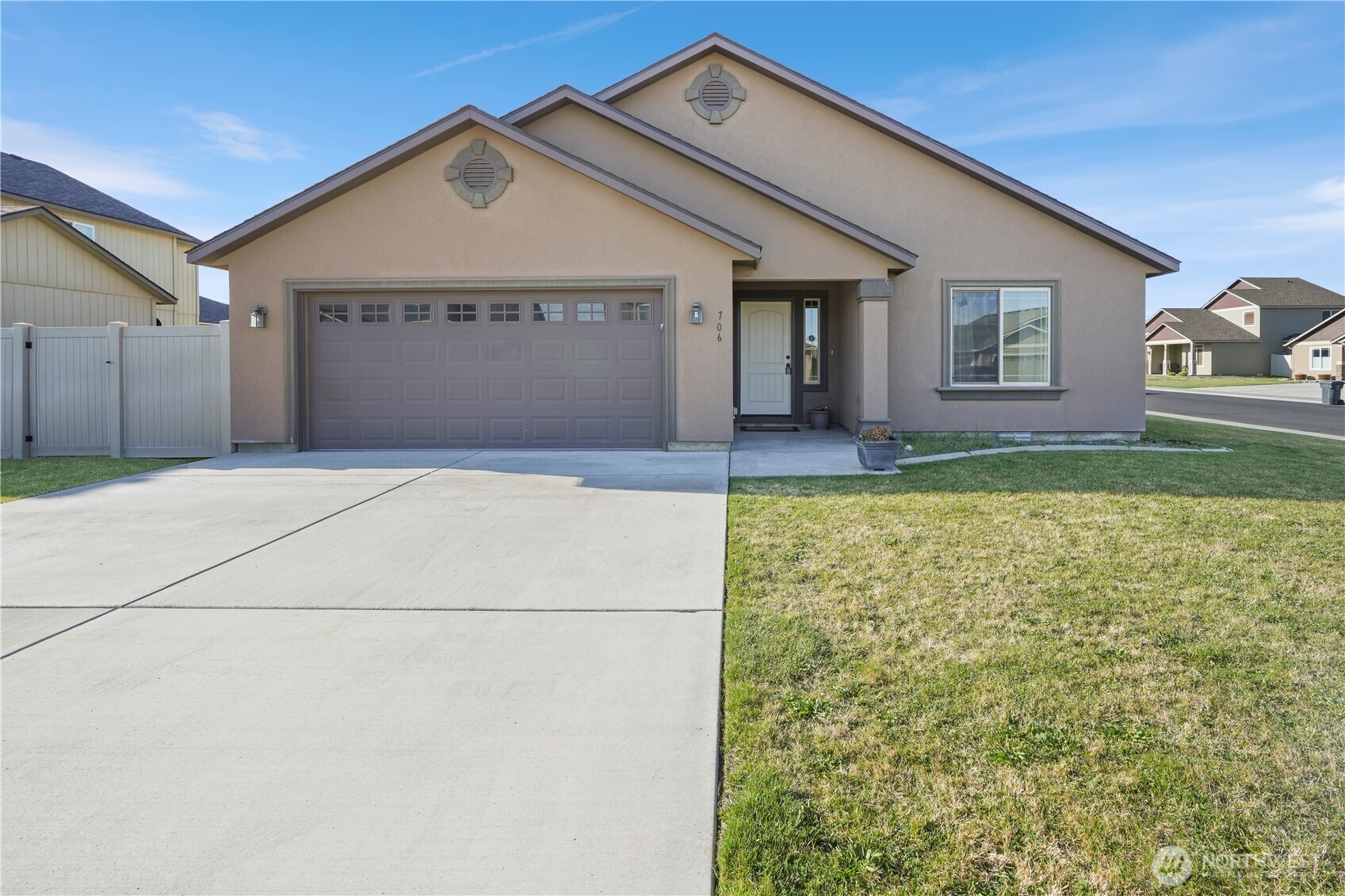 706 7th Avenue NE, Ephrata, WA 98823