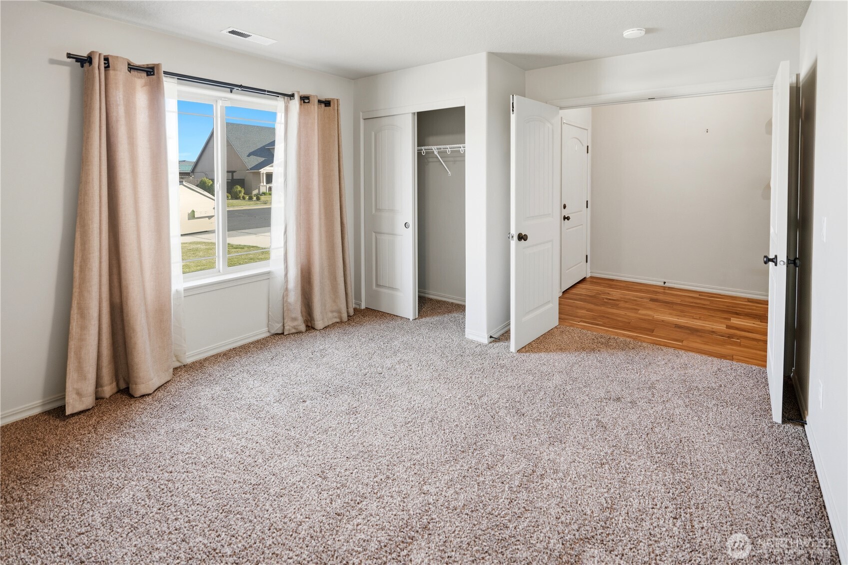 706 7th Avenue NE, Ephrata, WA 98823