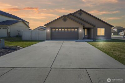 706 7th Avenue NE, Ephrata, WA 98823 - Photo 2