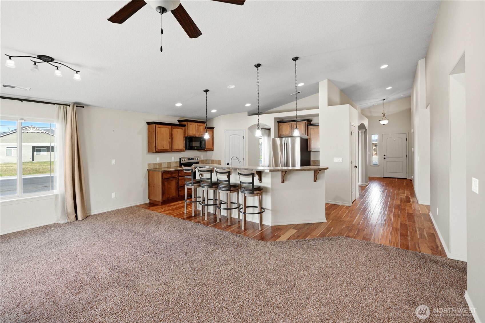 706 7th Avenue NE, Ephrata, WA 98823