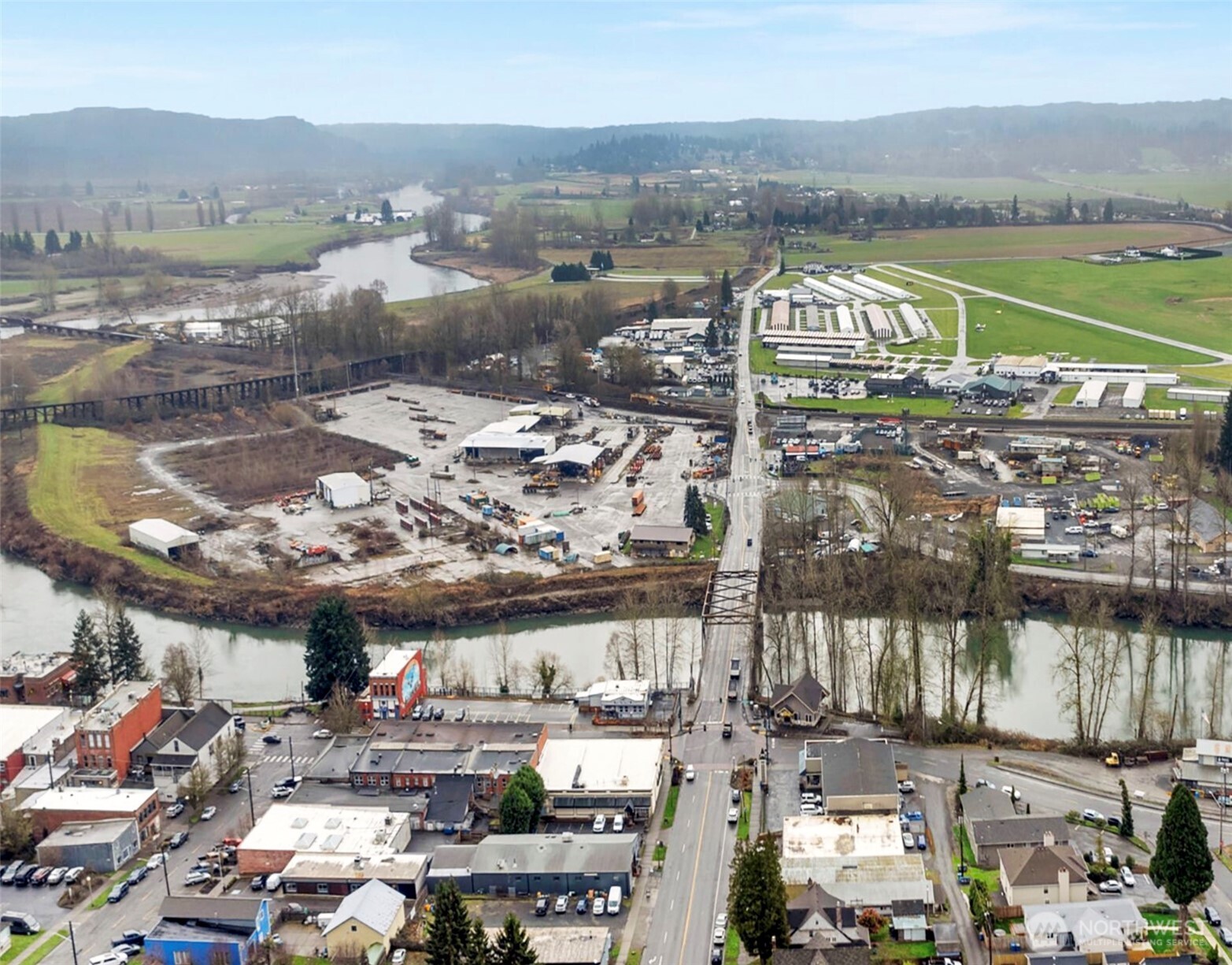 116 Ave D , Snohomish, WA 98290-2743