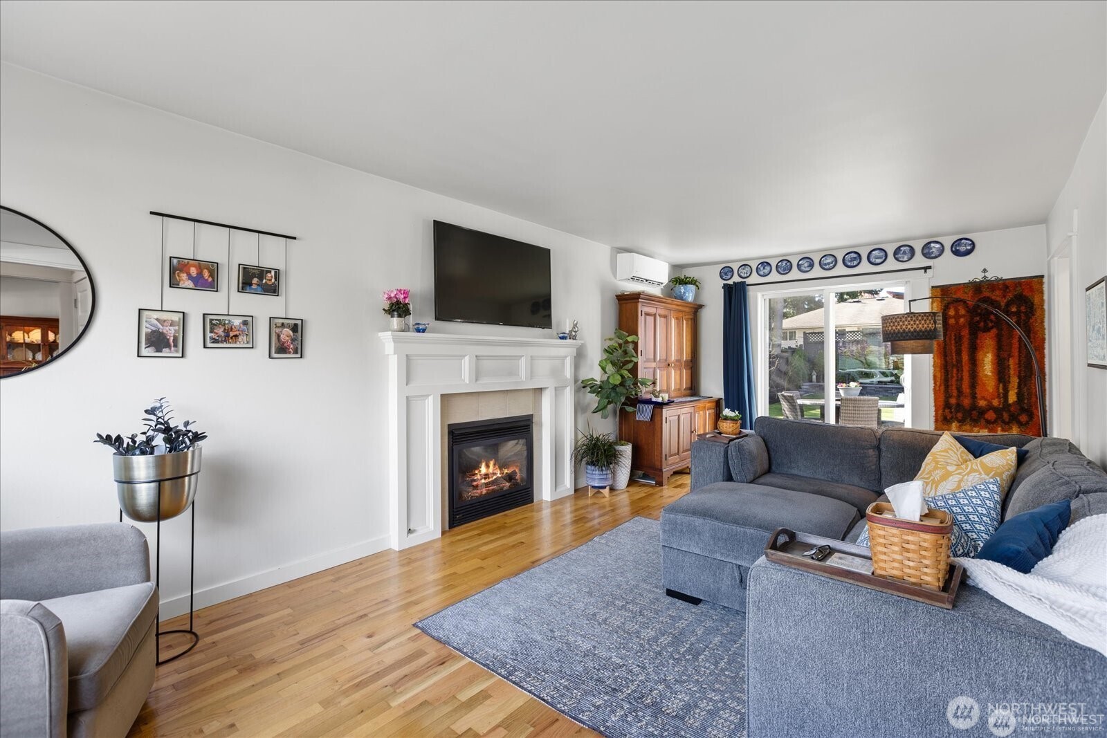 6721 22nd Avenue NW, Seattle, WA 98117