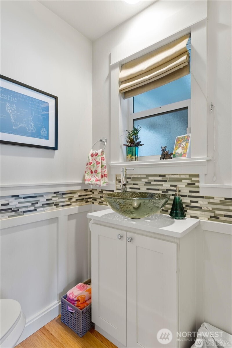 6721 22nd Avenue NW, Seattle, WA 98117