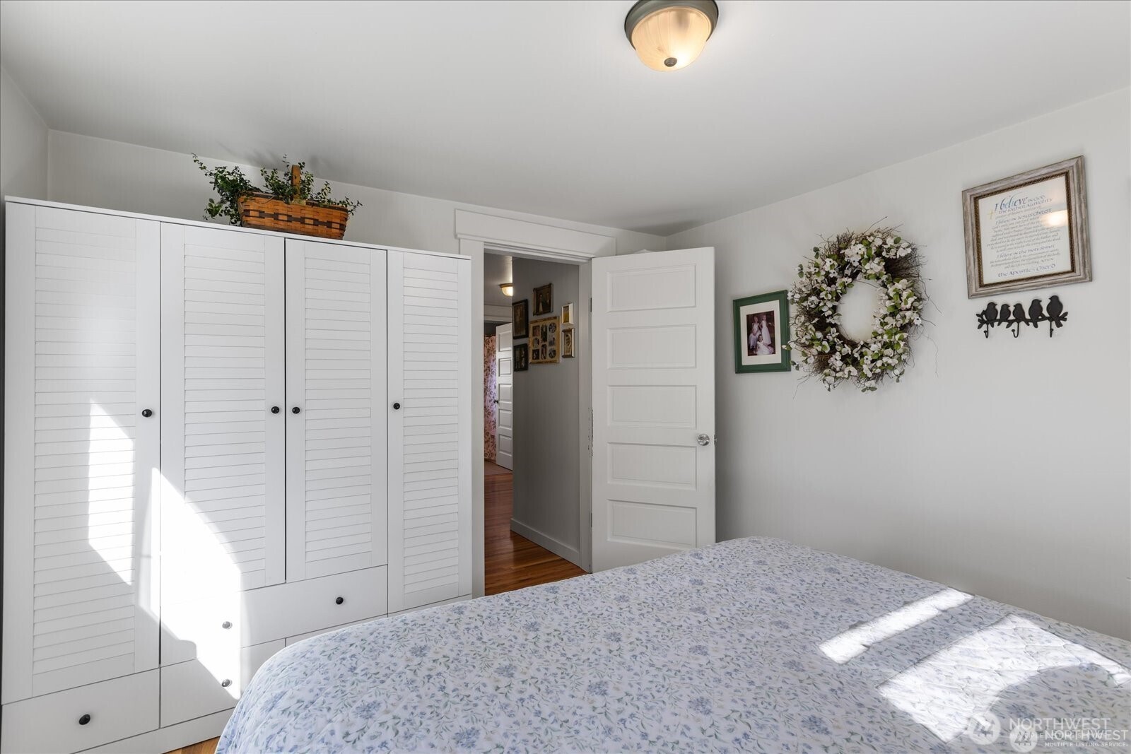 6721 22nd Avenue NW, Seattle, WA 98117