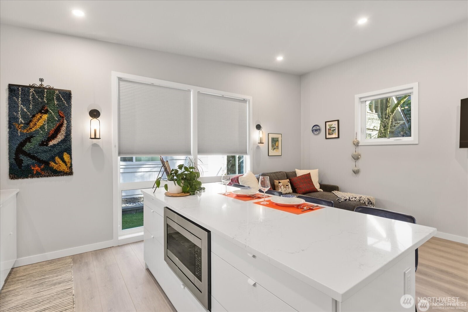 6721 22nd Avenue NW, Seattle, WA 98117