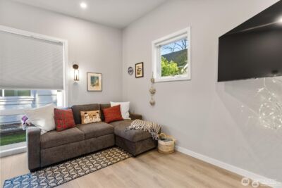 6721 22nd Avenue NW, Seattle, WA 98117 - Photo 9